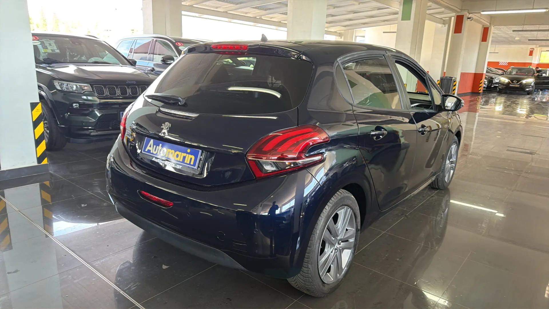 View 4 - Peugeot 208 - 2018