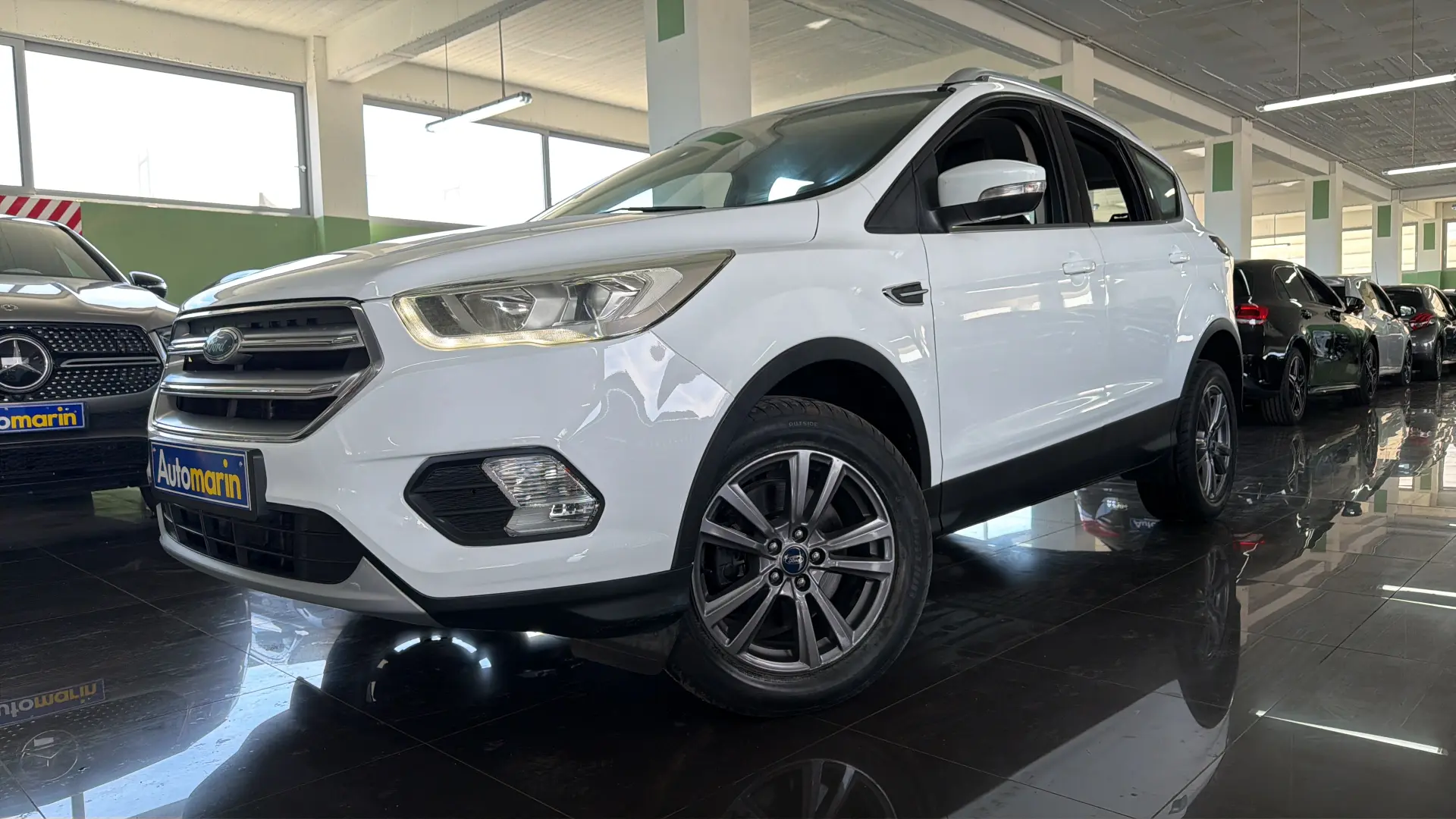 View 1 - Ford Kuga - 2017