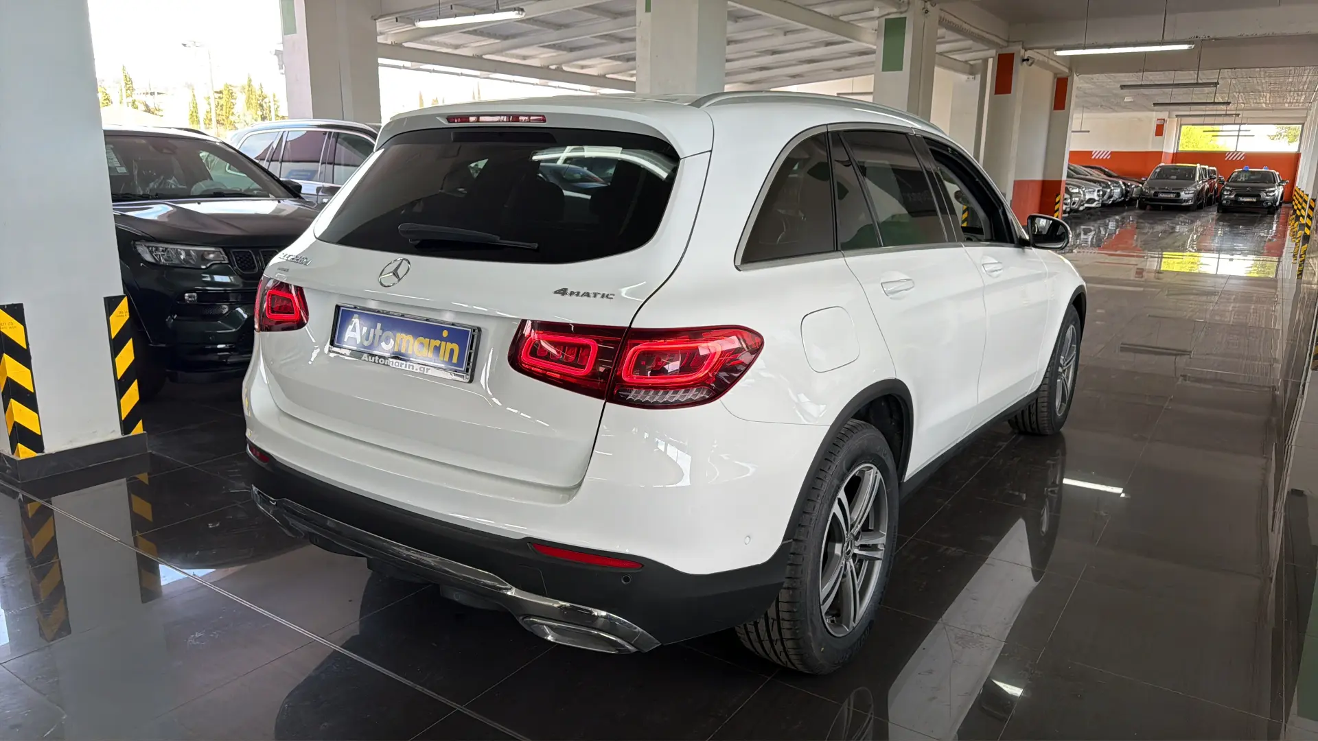 View 4 - Mercedes-Benz GLC 220 - 2019