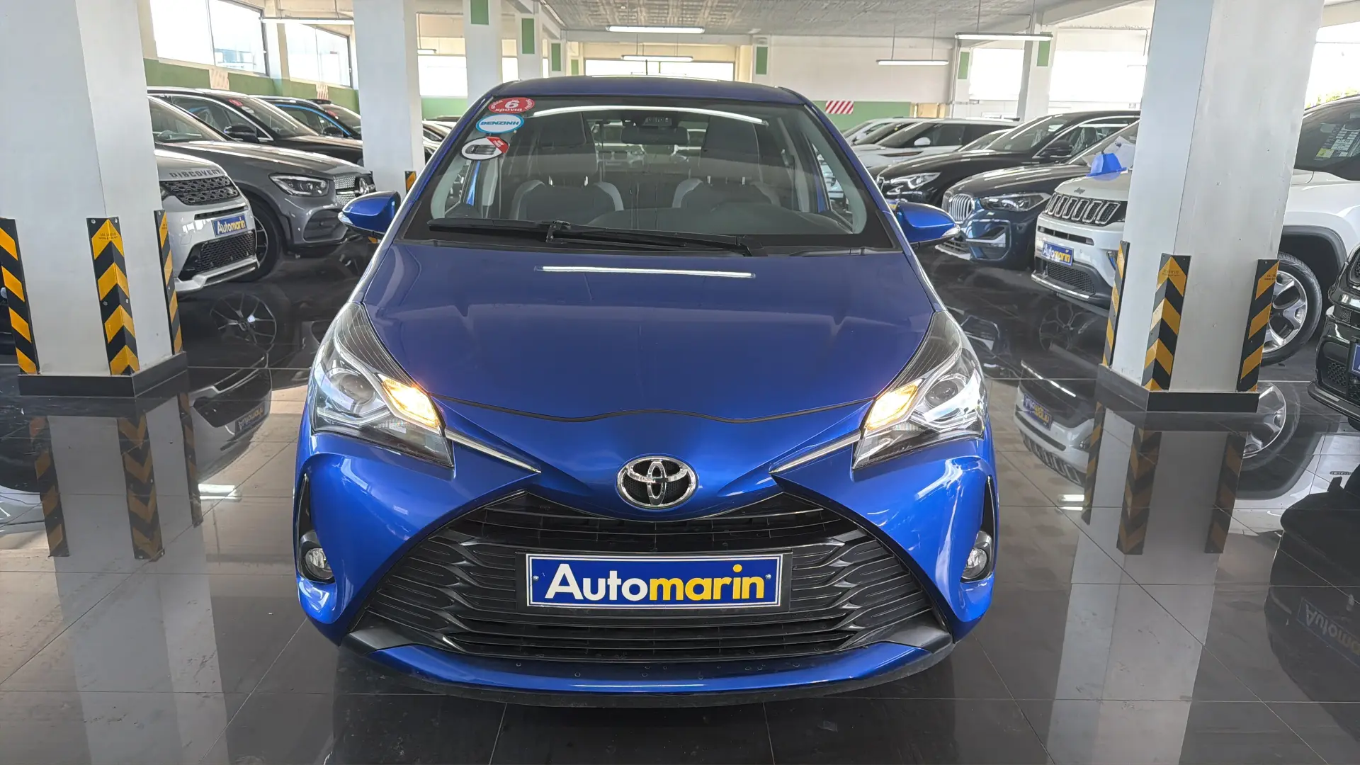 View 2 - Toyota Yaris - 2019