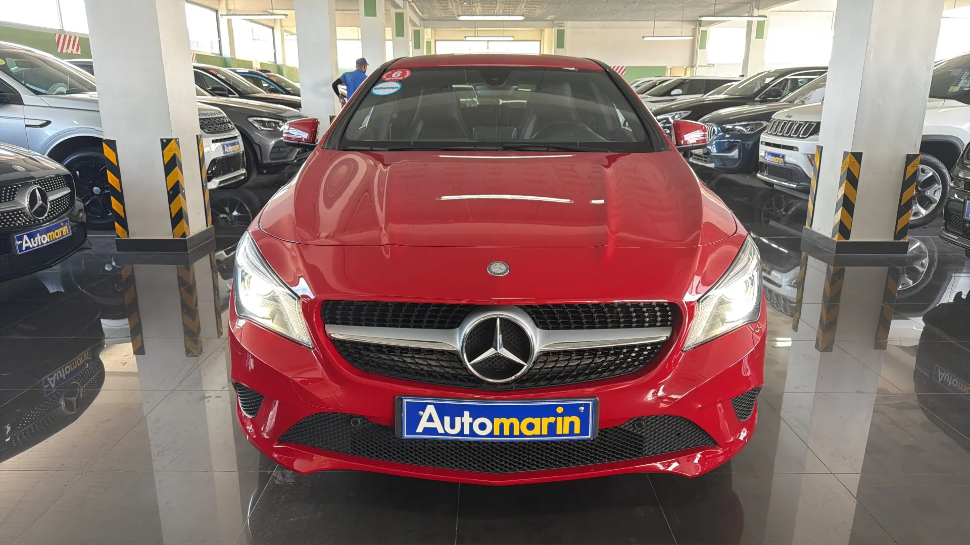 View 2 - Mercedes-Benz CLA 180 - 2015