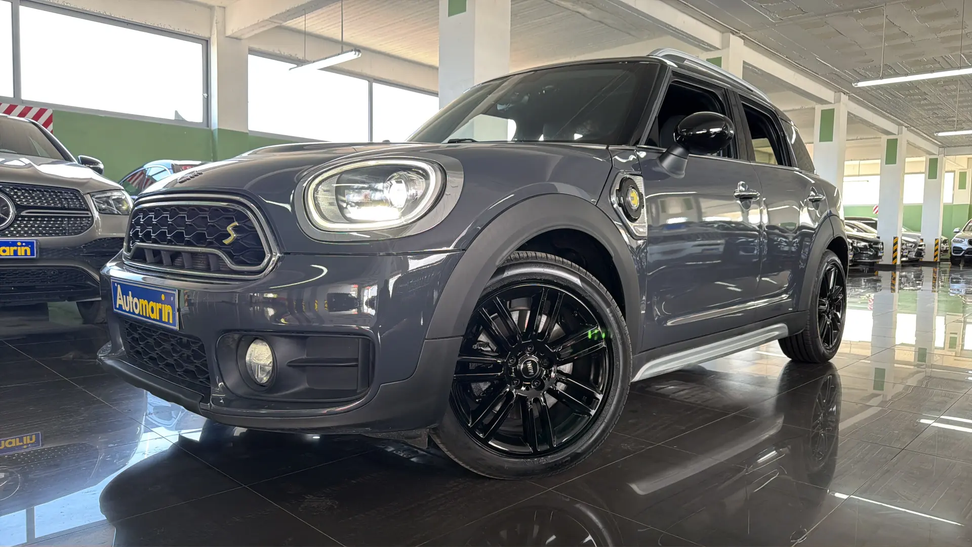 View 1 - Mini Countryman - 2019