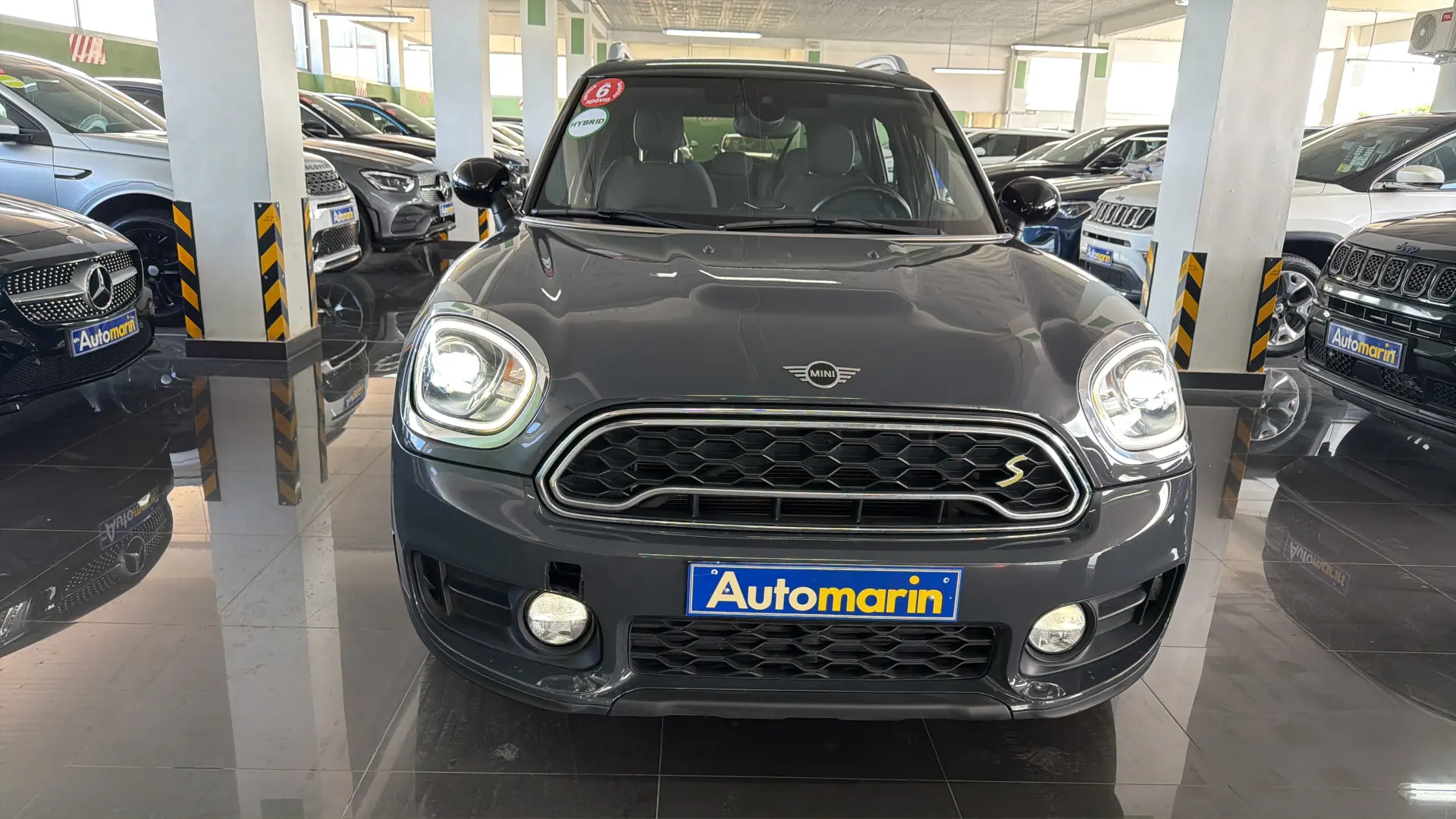 View 2 - Mini Countryman - 2019