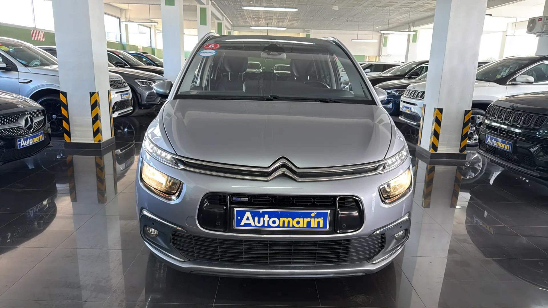 View 2 - Citroen C4 Grand Picasso - 2017