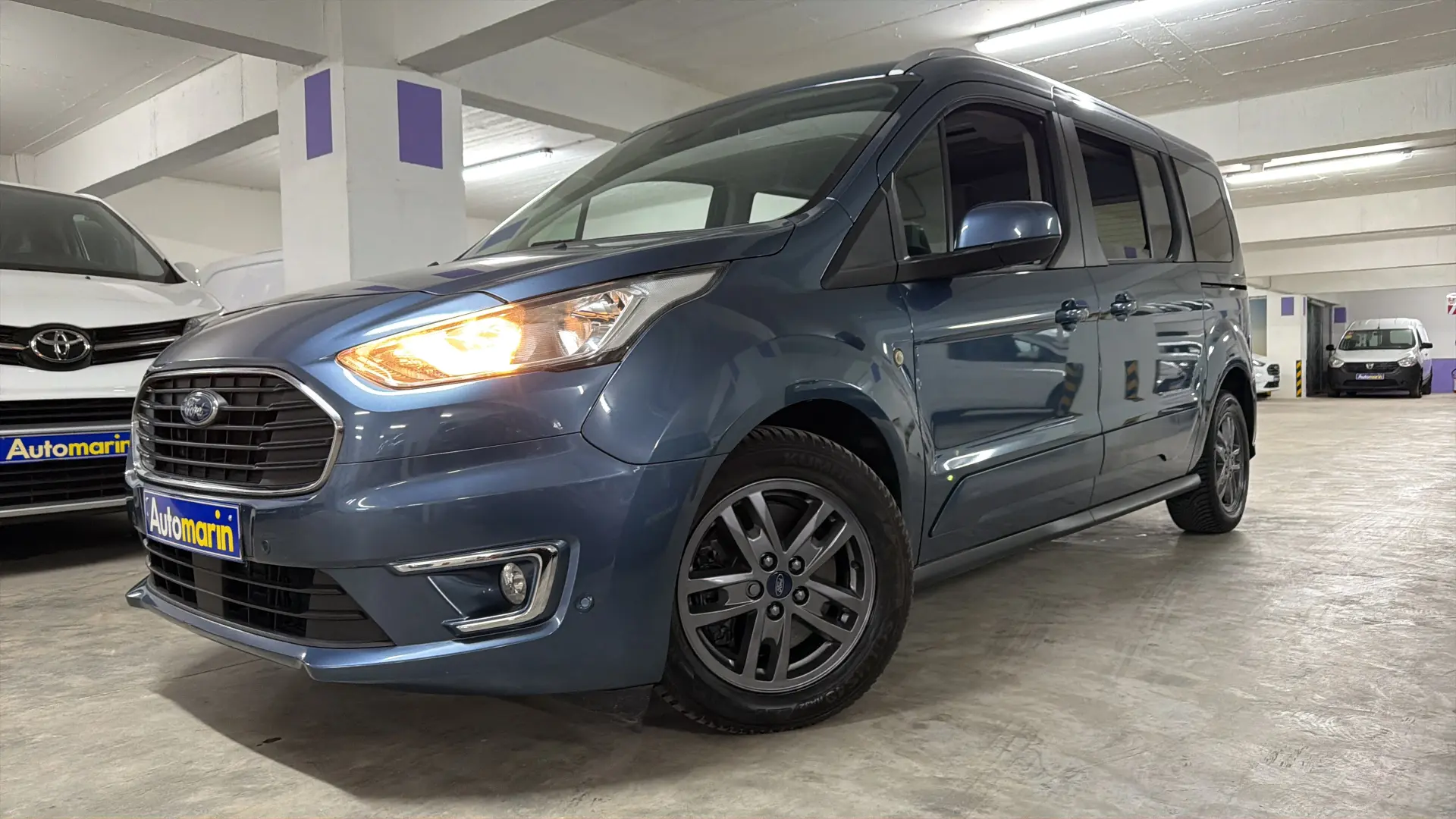 View 1 - Ford Grand Tourneo - 2018