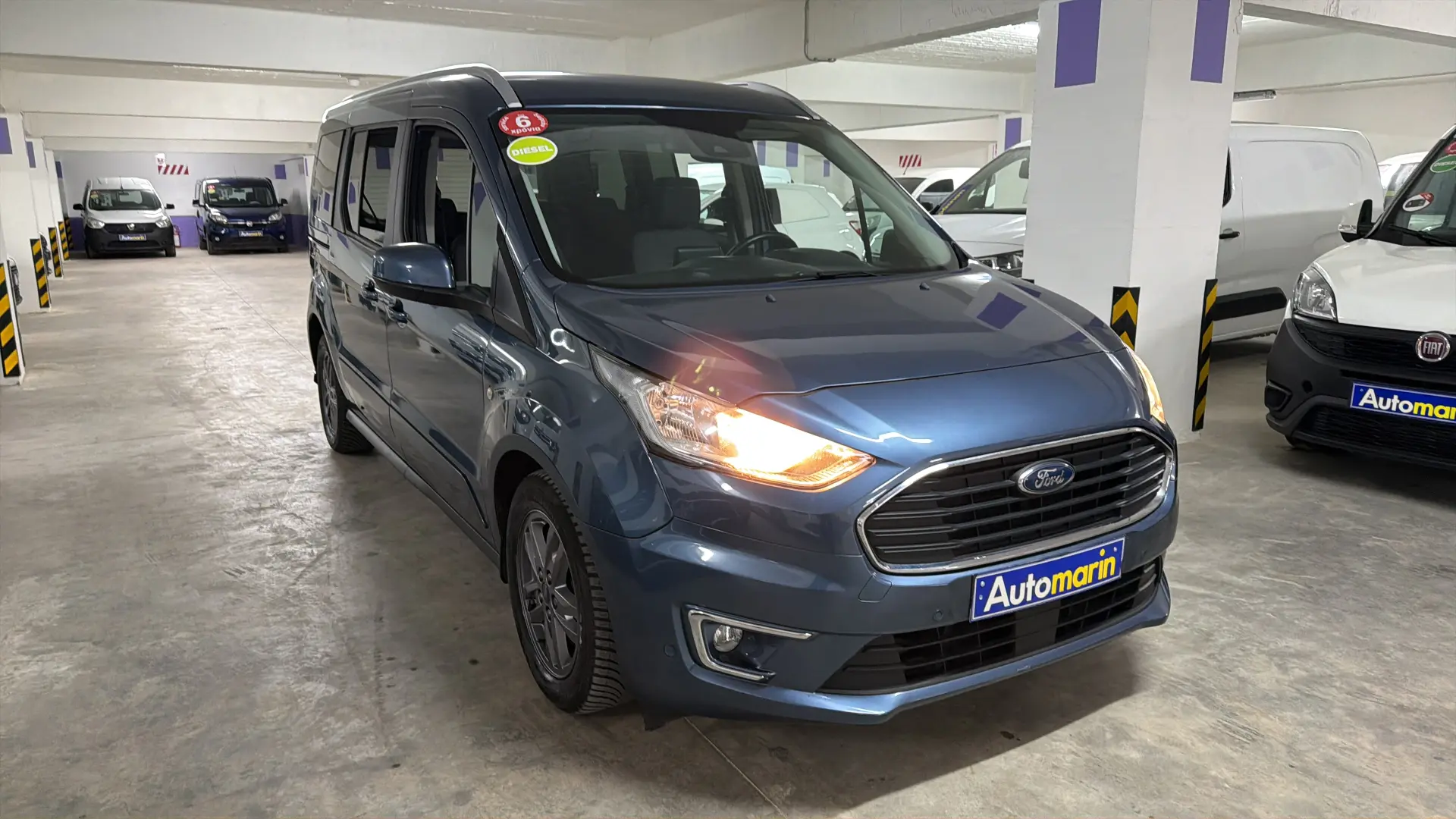 View 3 - Ford Grand Tourneo - 2018