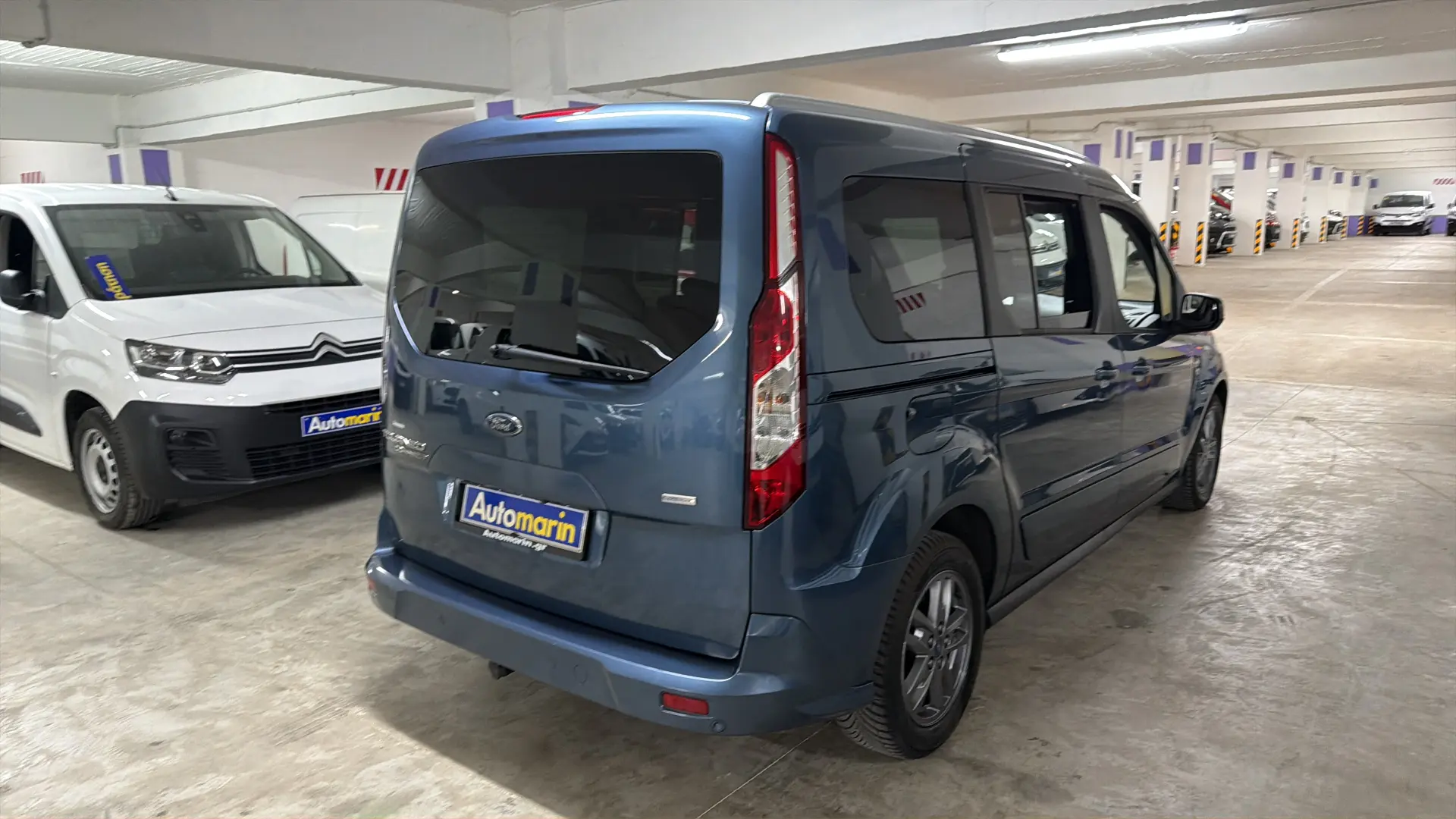 View 4 - Ford Grand Tourneo - 2018