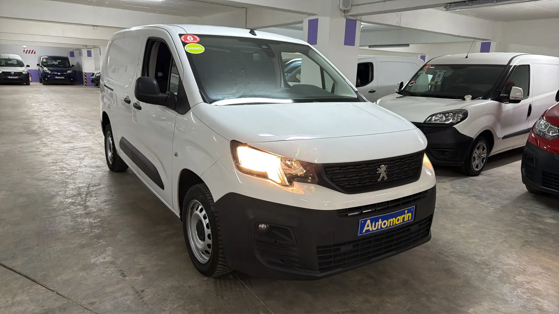 View 3 - Peugeot Partner - 2021