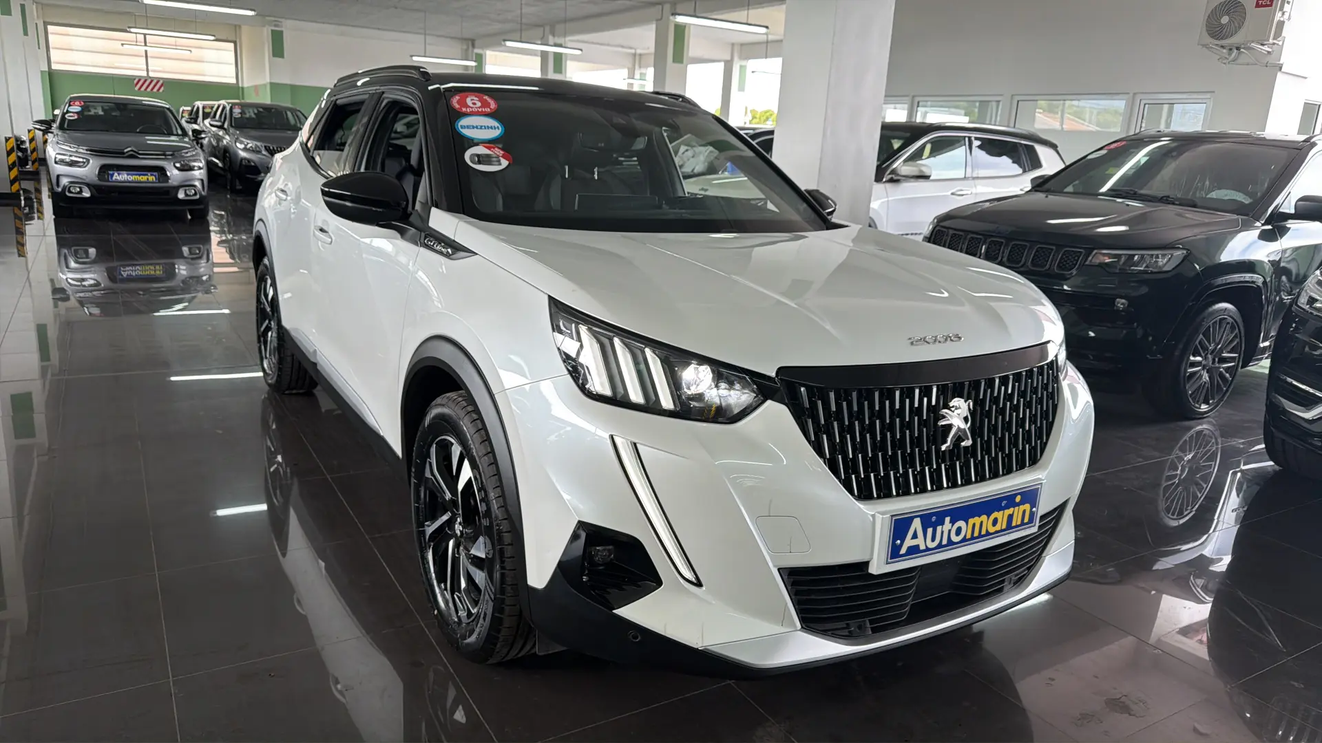 View 3 - Peugeot 2008 - 2020