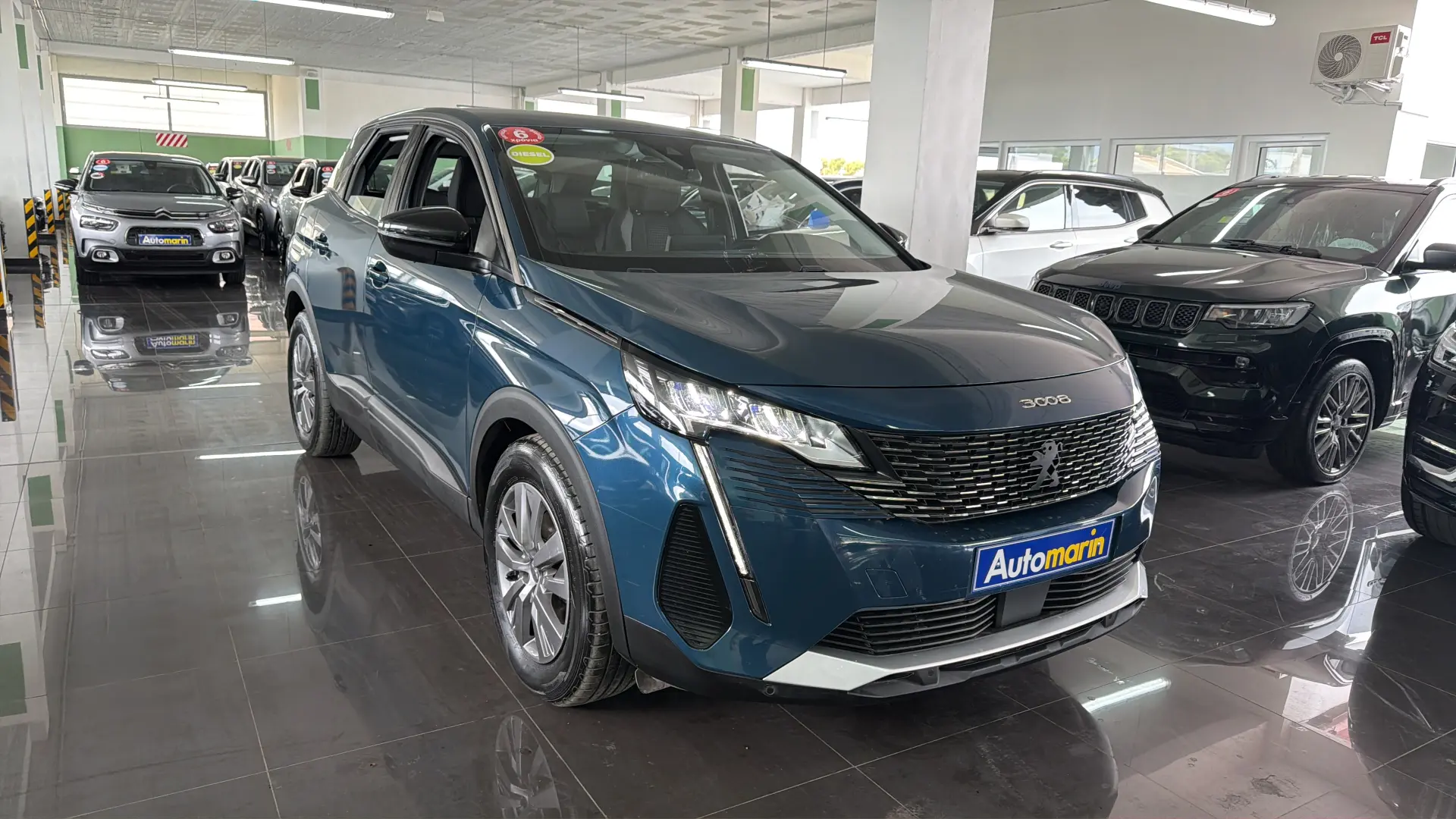 View 3 - Peugeot 3008 - 2022