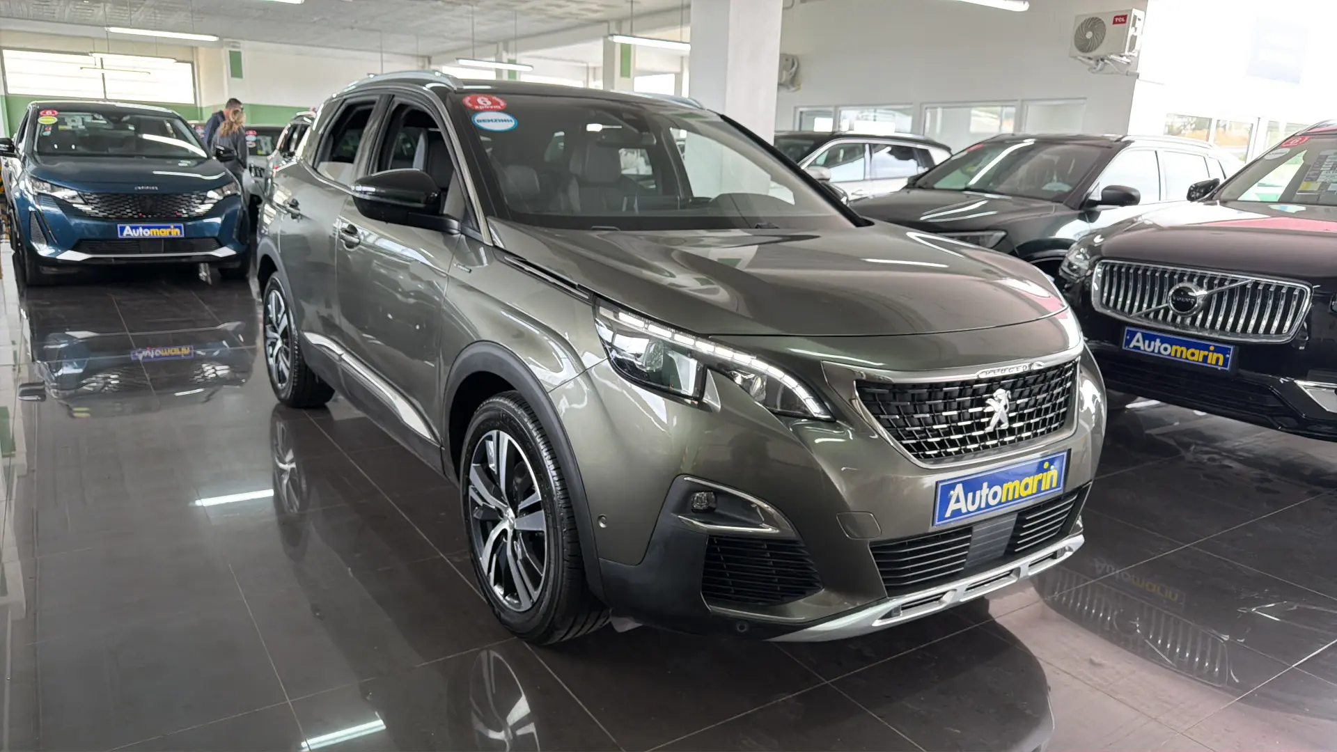 View 3 - Peugeot 3008 - 2019