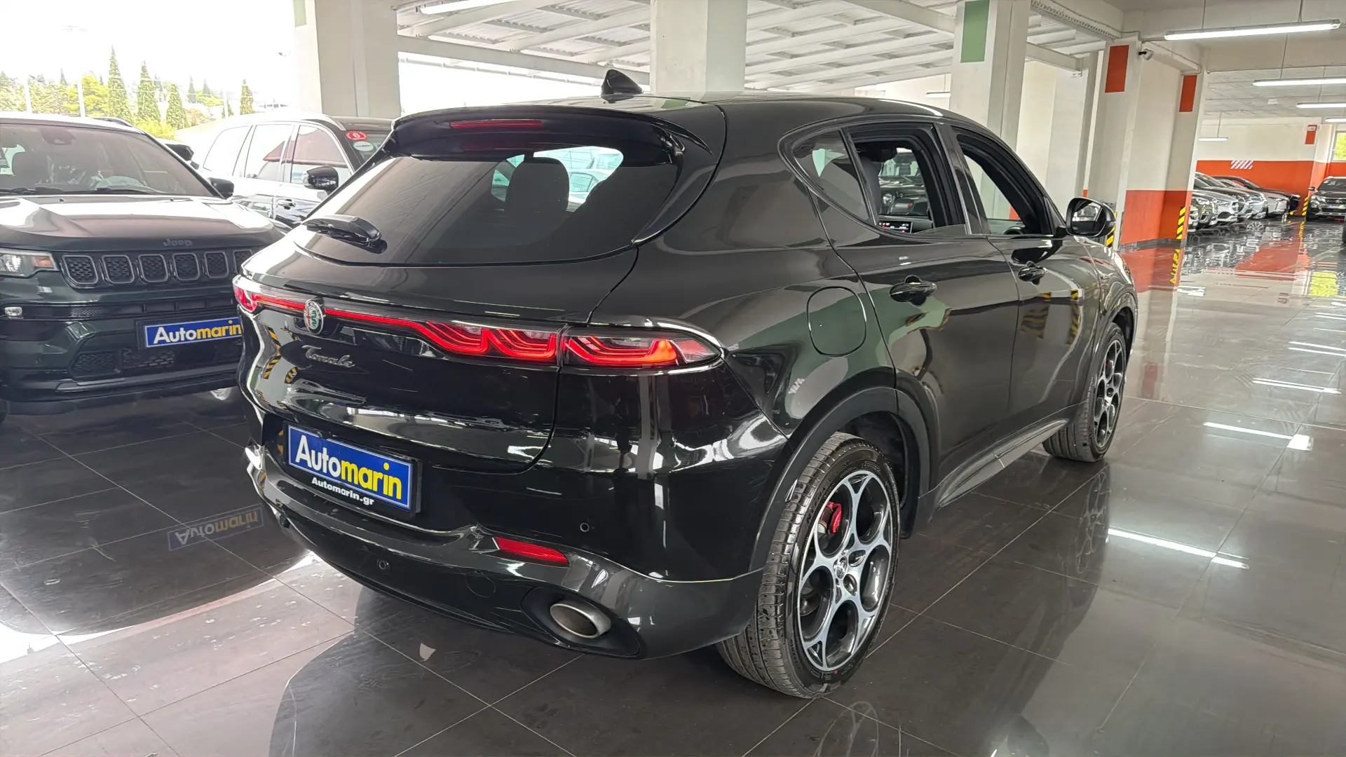 View 4 - Alfa Romeo Tonale - 2023