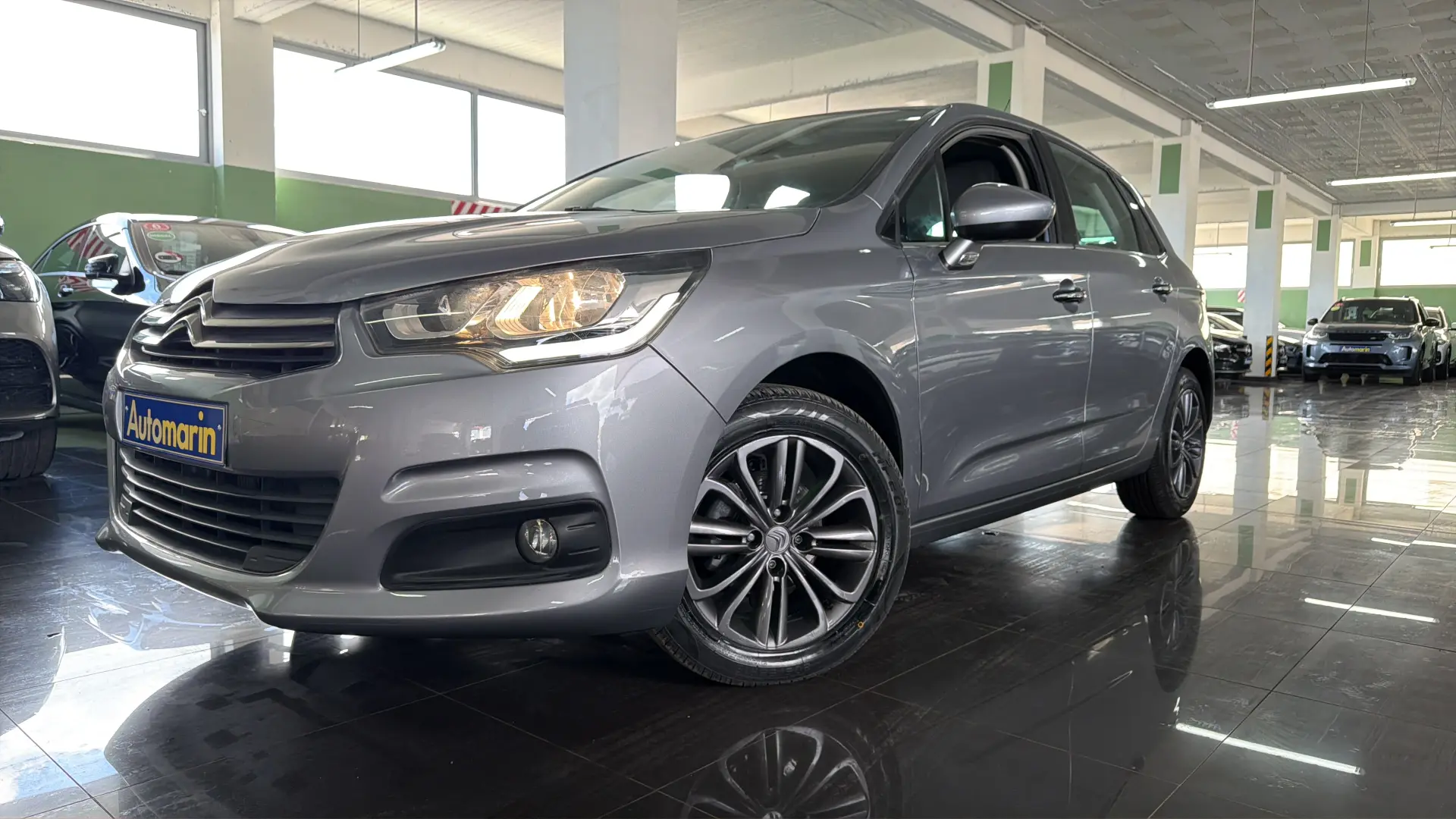 View 1 - Citroen C4 - 2015