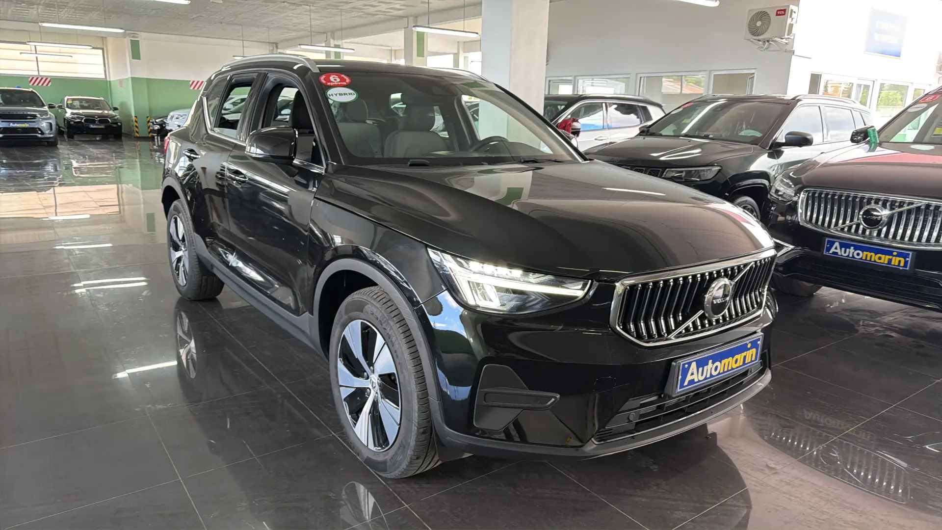 View 3 - Volvo XC40 - 2022