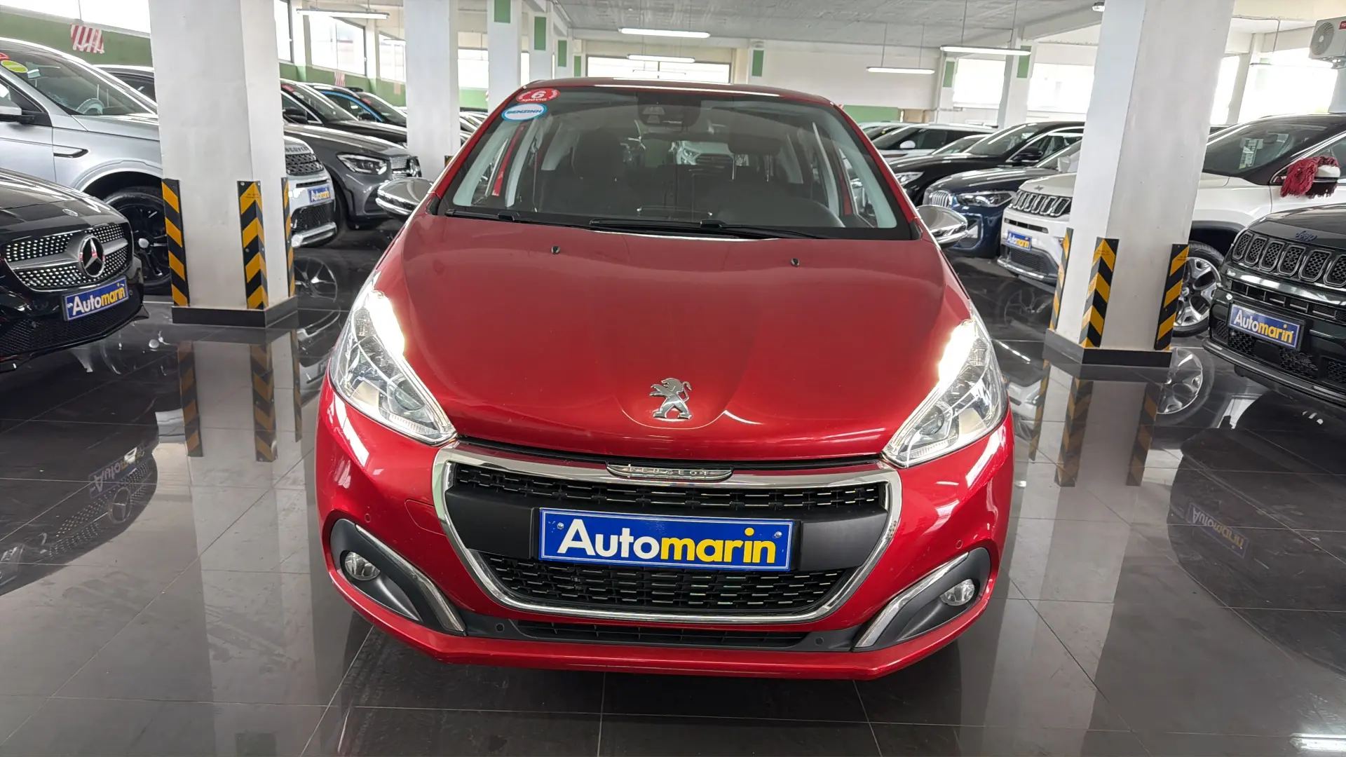 View 2 - Peugeot 208 - 2018