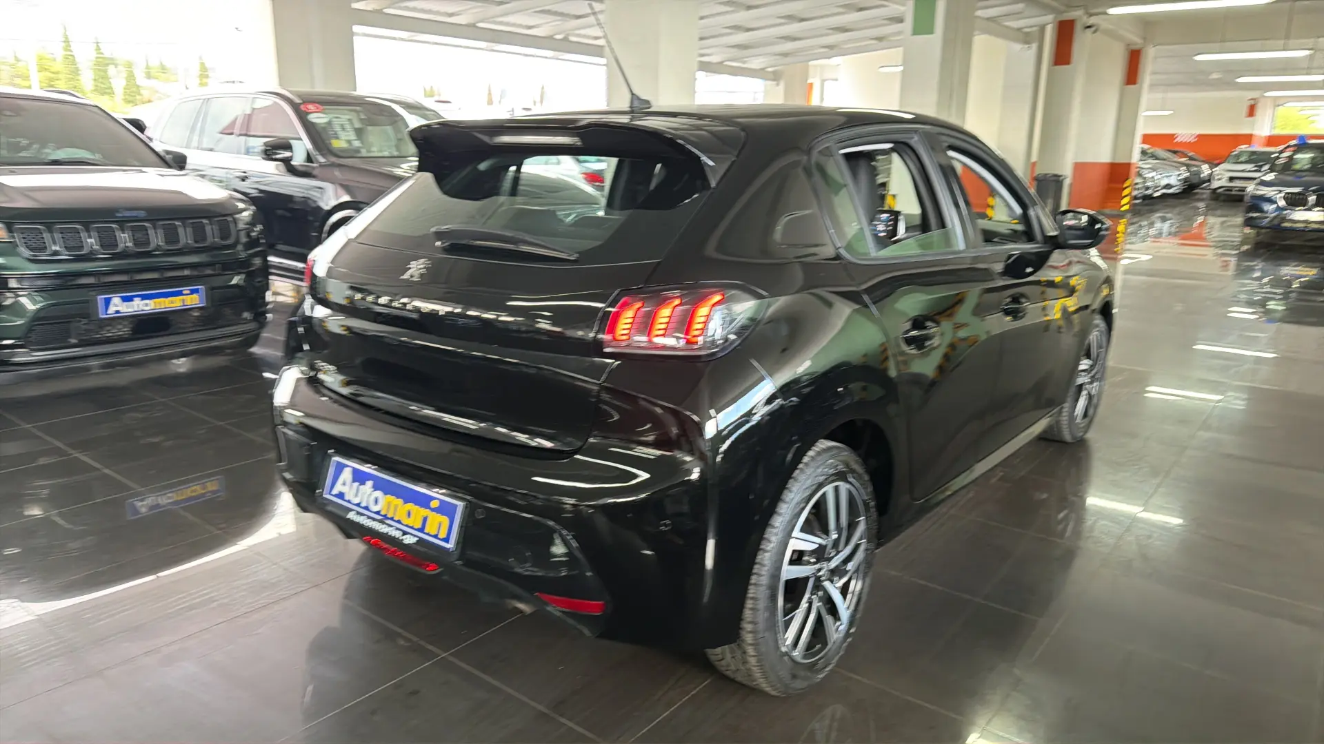 View 4 - Peugeot 208 - 2020