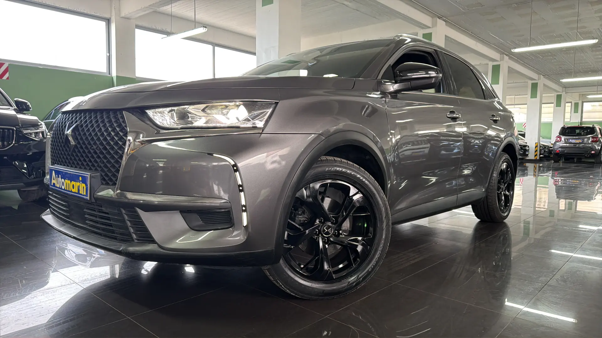 View 1 - DS DS7 - 2019