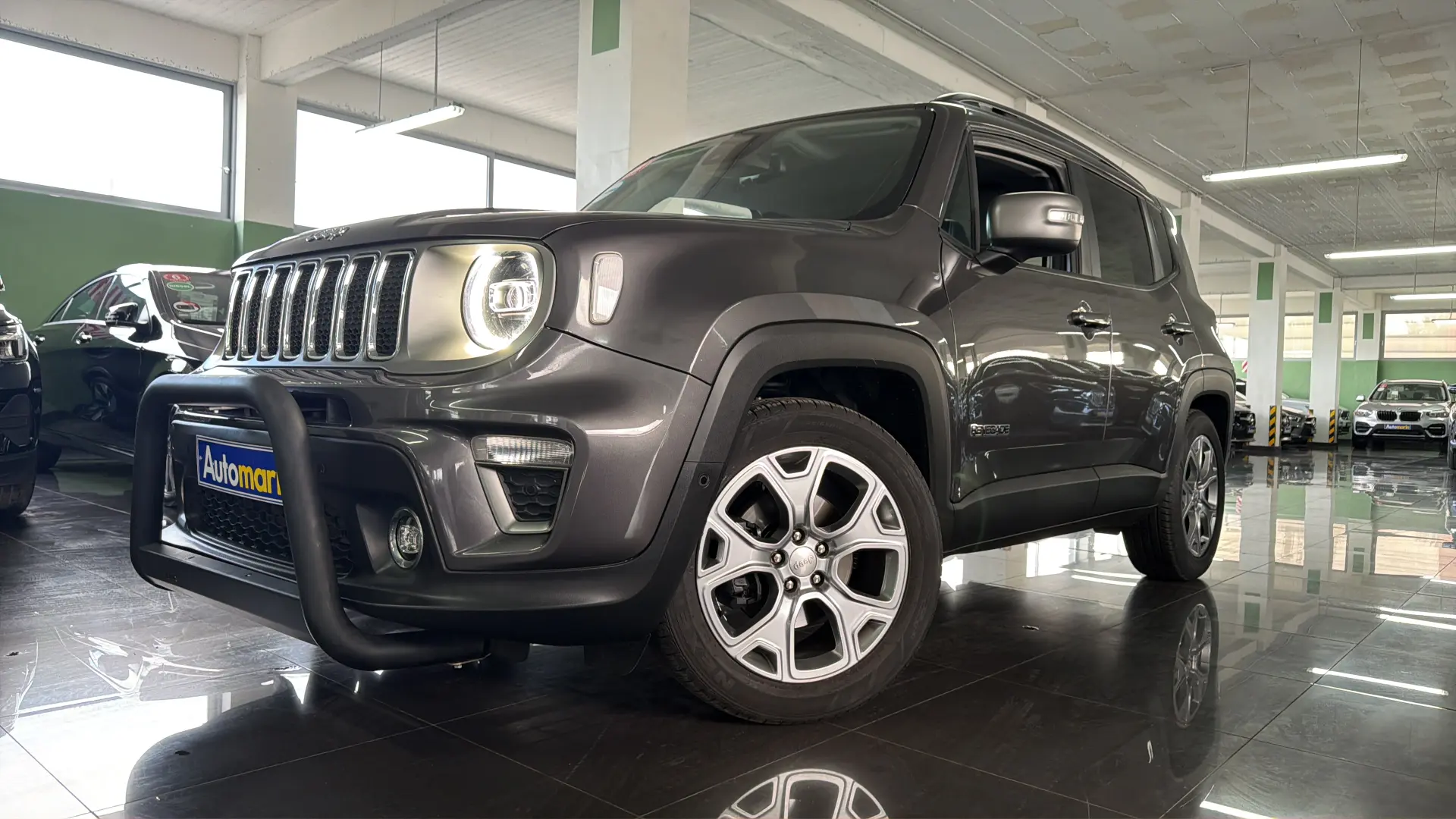 View 1 - Jeep Renegade - 2018