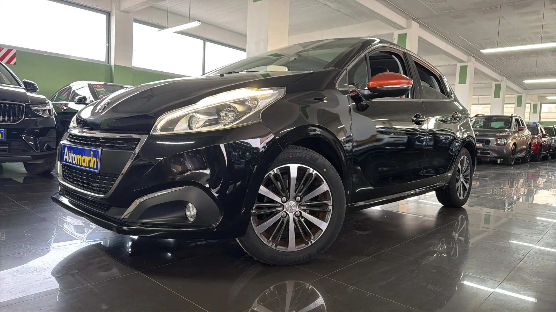 View 1 - Peugeot 208 - 2016