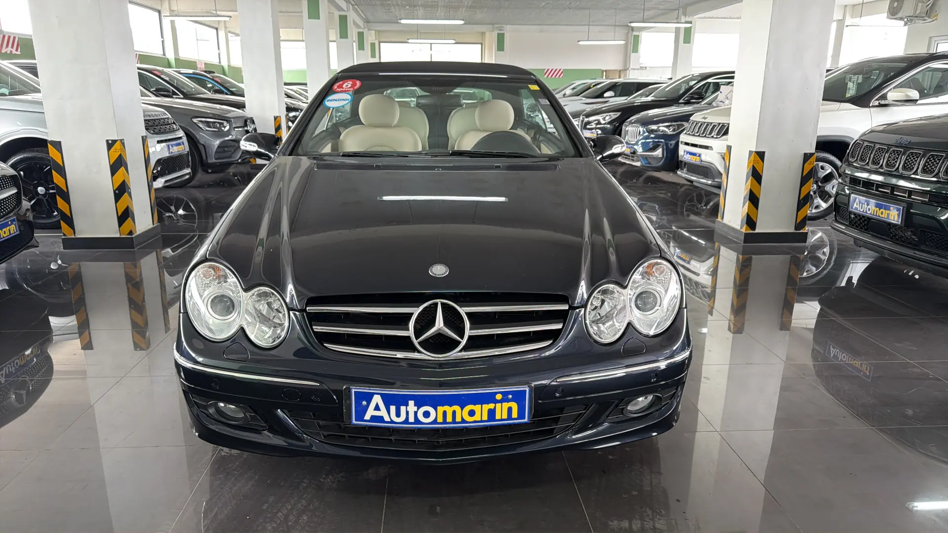 View 2 - Mercedes-Benz CLK 200 - 2009