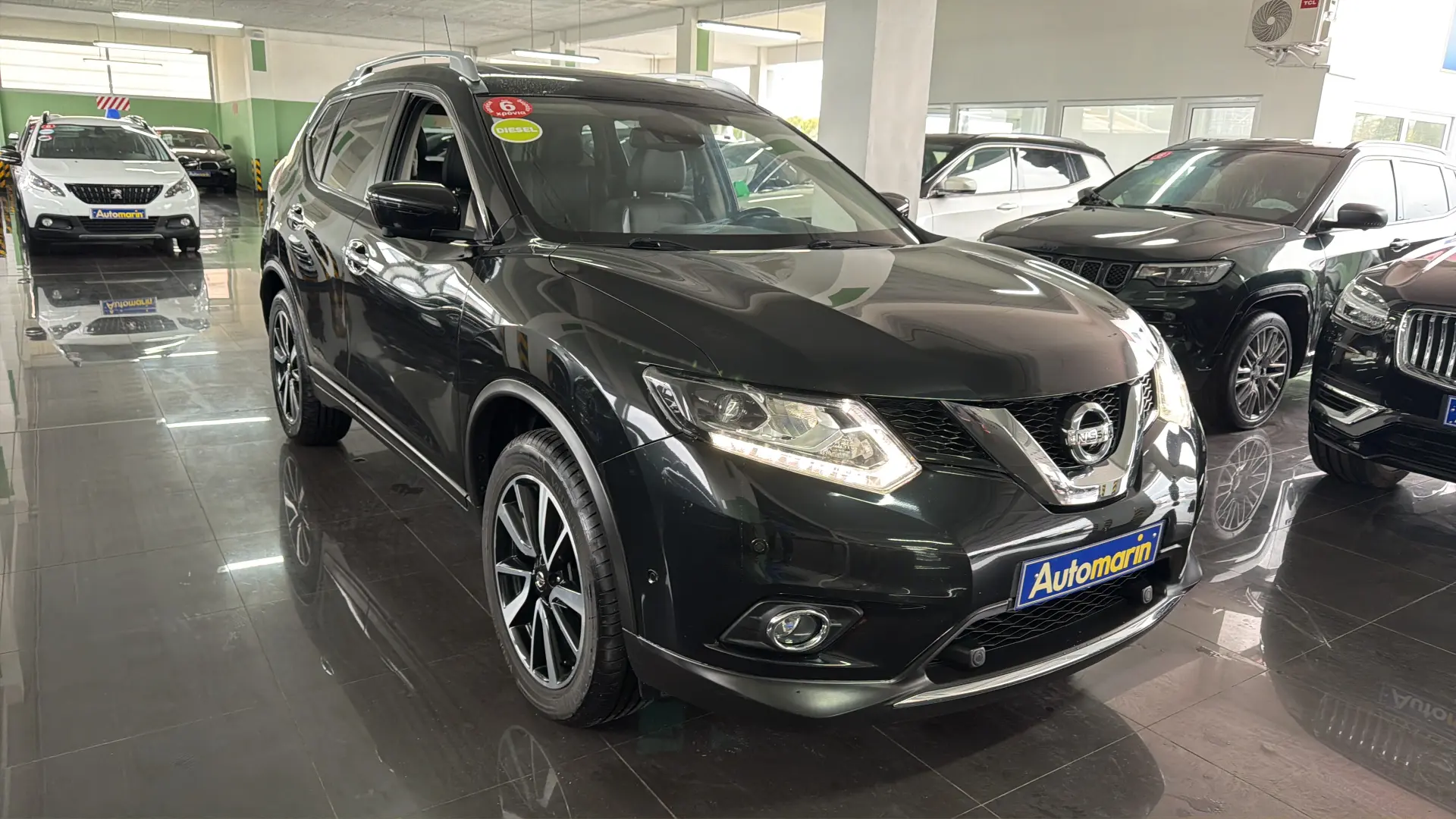 View 3 - Nissan X-Trail - 2017