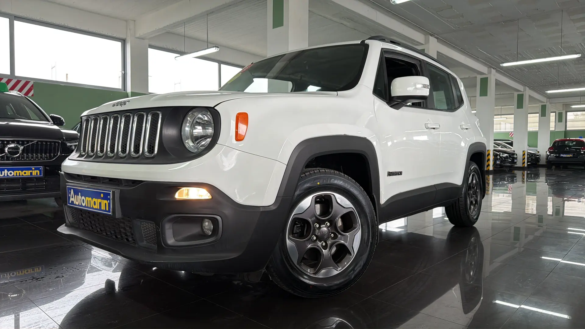 View 1 - Jeep Renegade - 2017