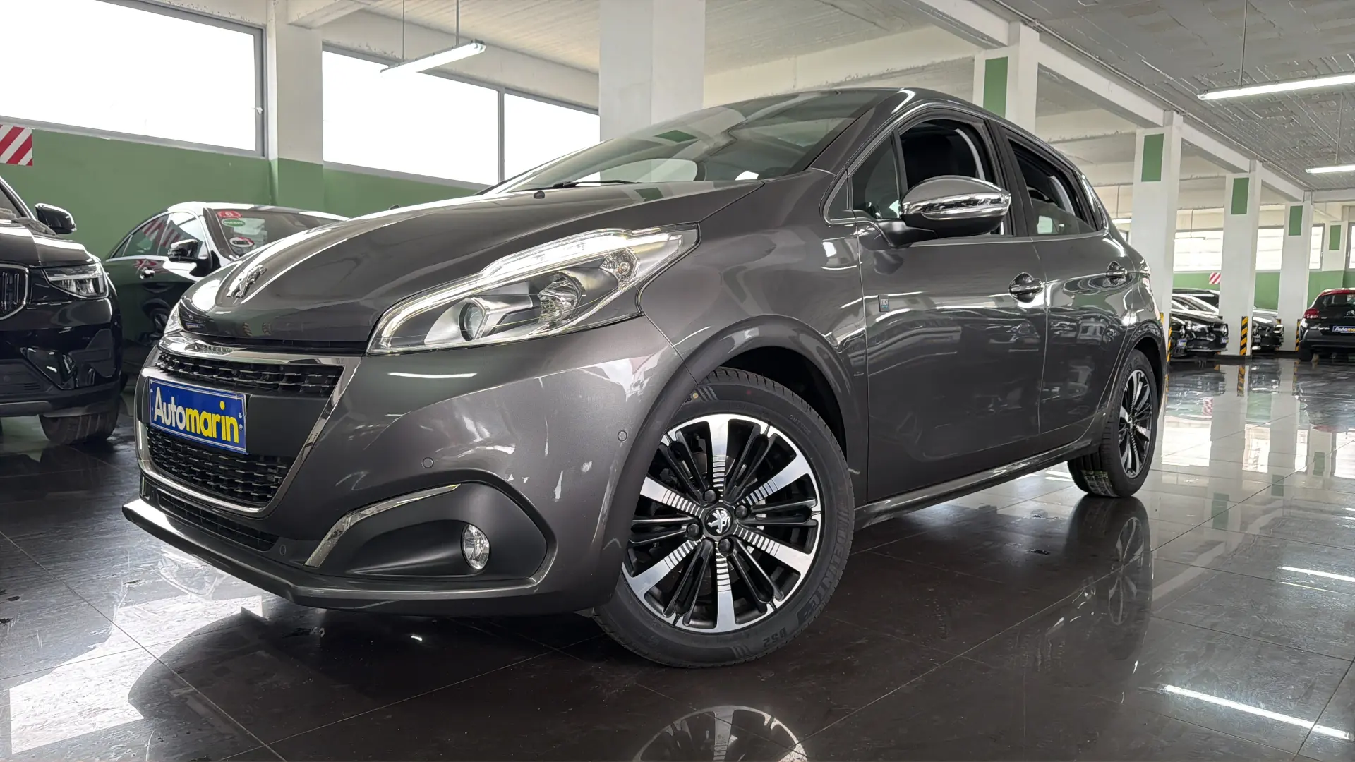 View 1 - Peugeot 208 - 2018