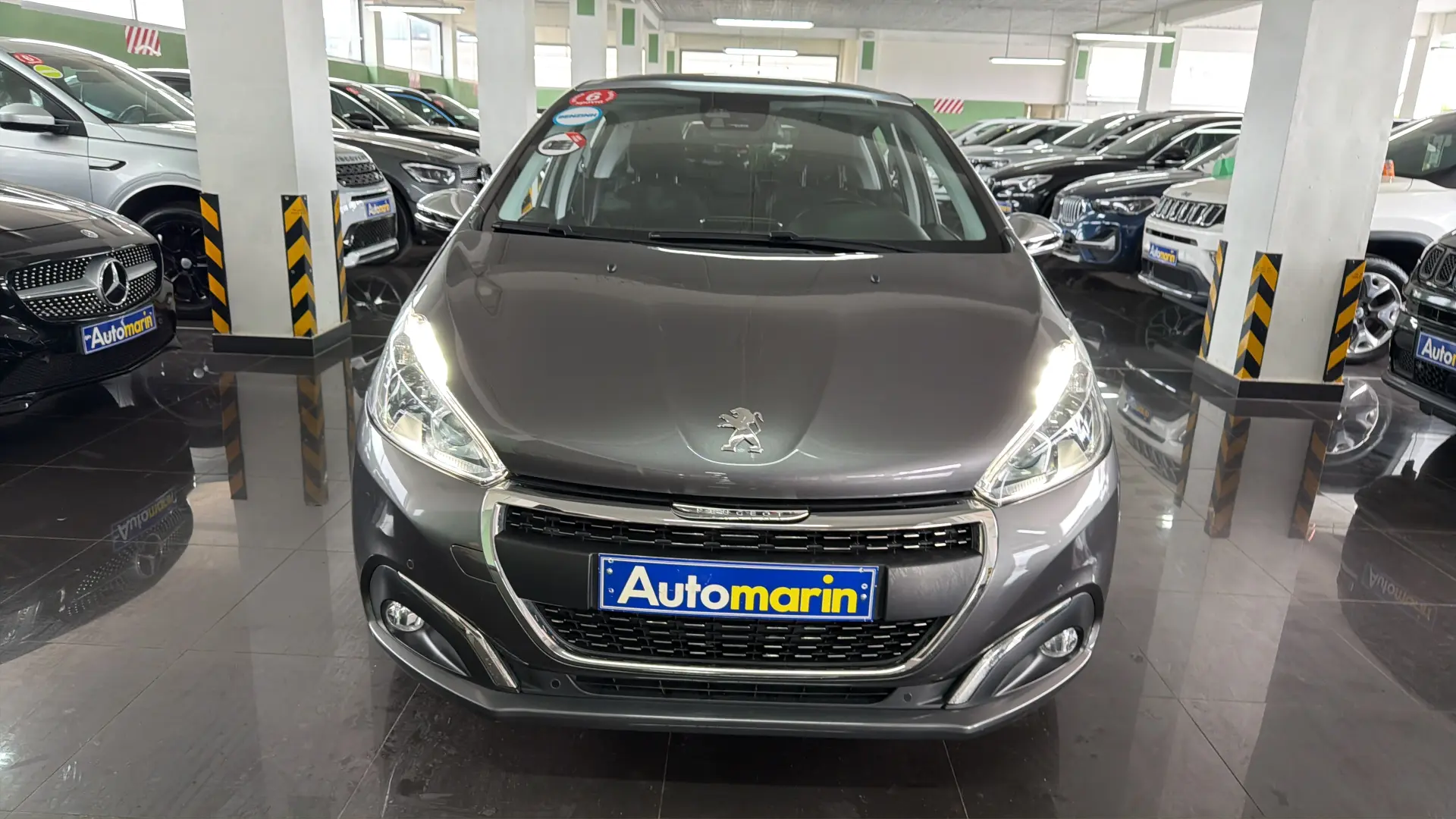 View 2 - Peugeot 208 - 2018