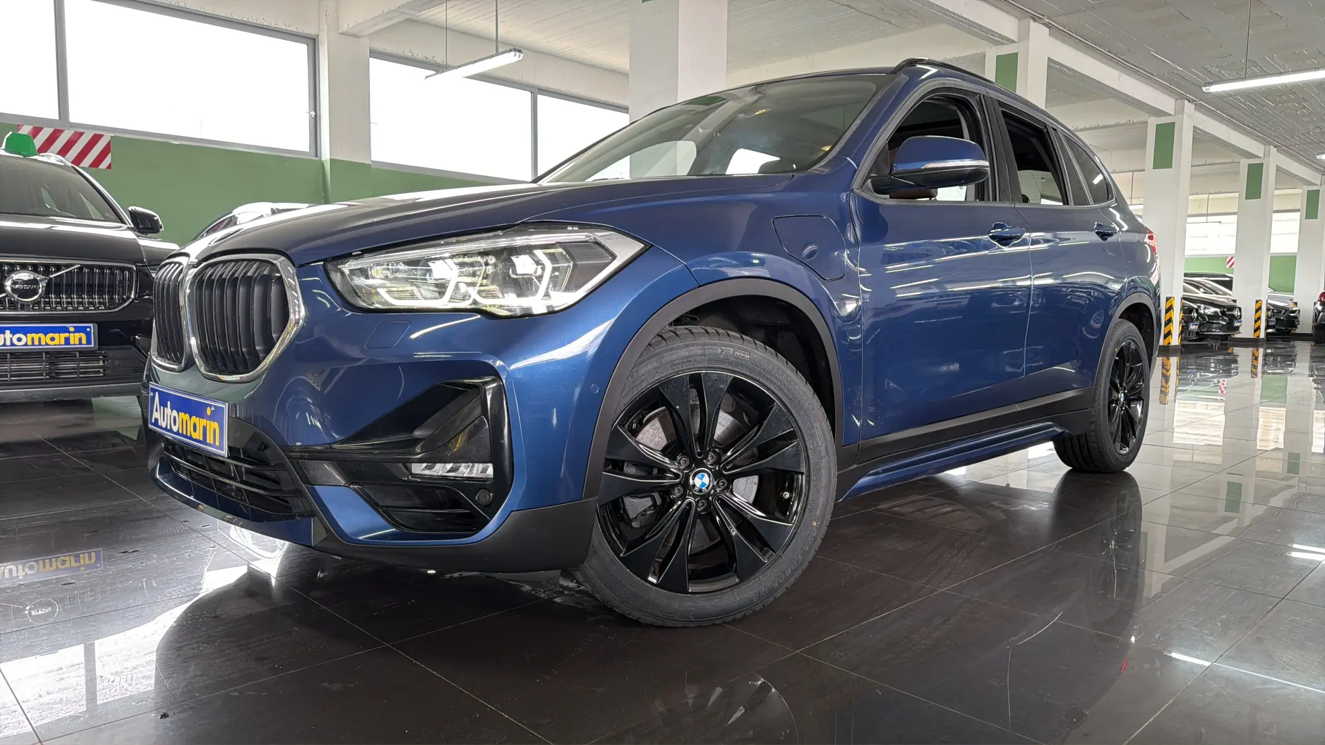 View 1 - BMW X1 - 2021