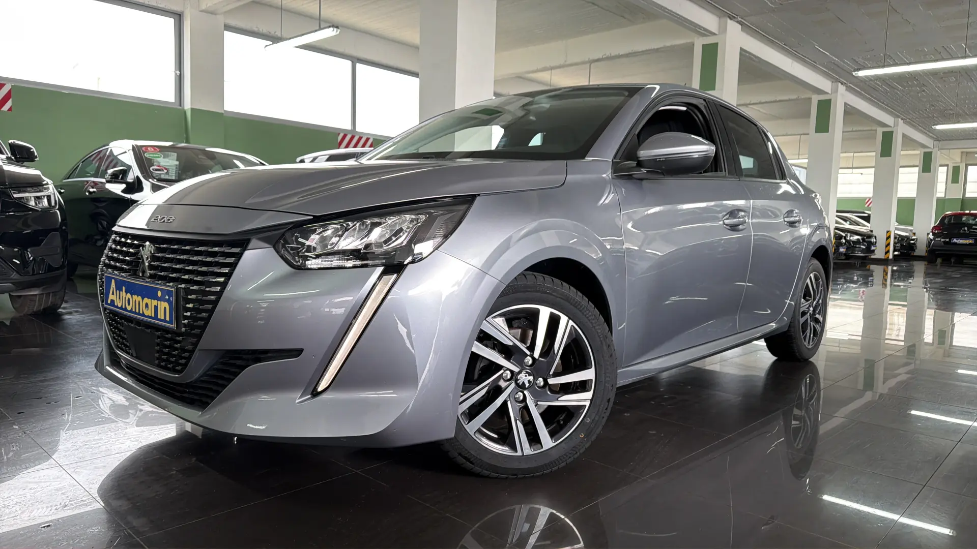 View 1 - Peugeot 208 - 2021