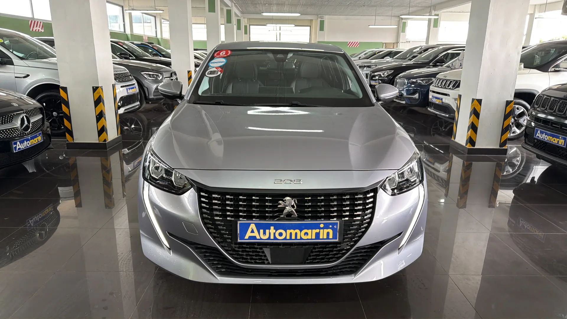 View 2 - Peugeot 208 - 2021