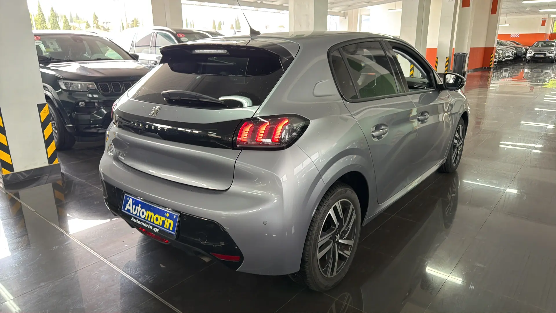 View 4 - Peugeot 208 - 2021