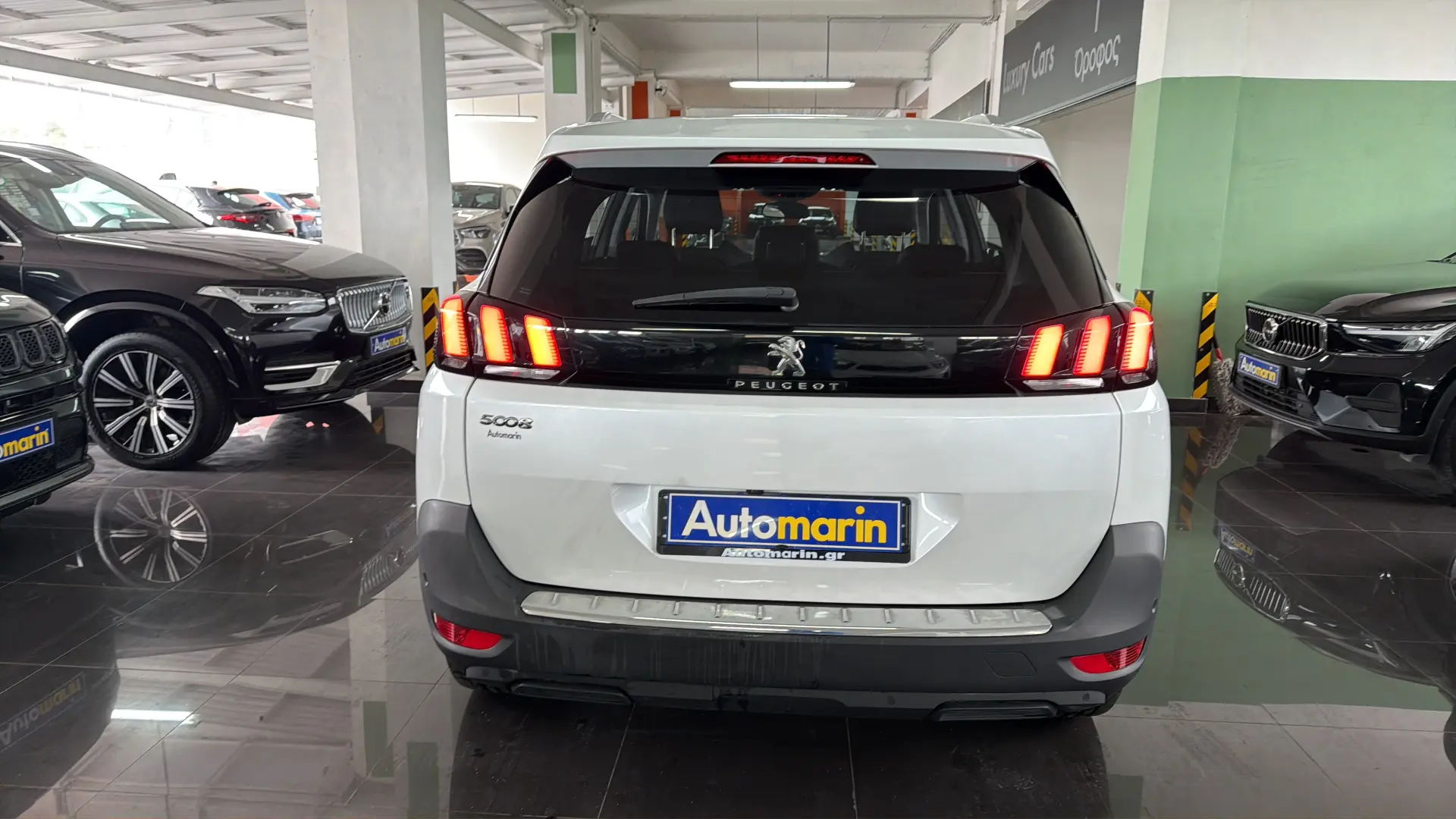 View 5 - Peugeot 5008 - 2020