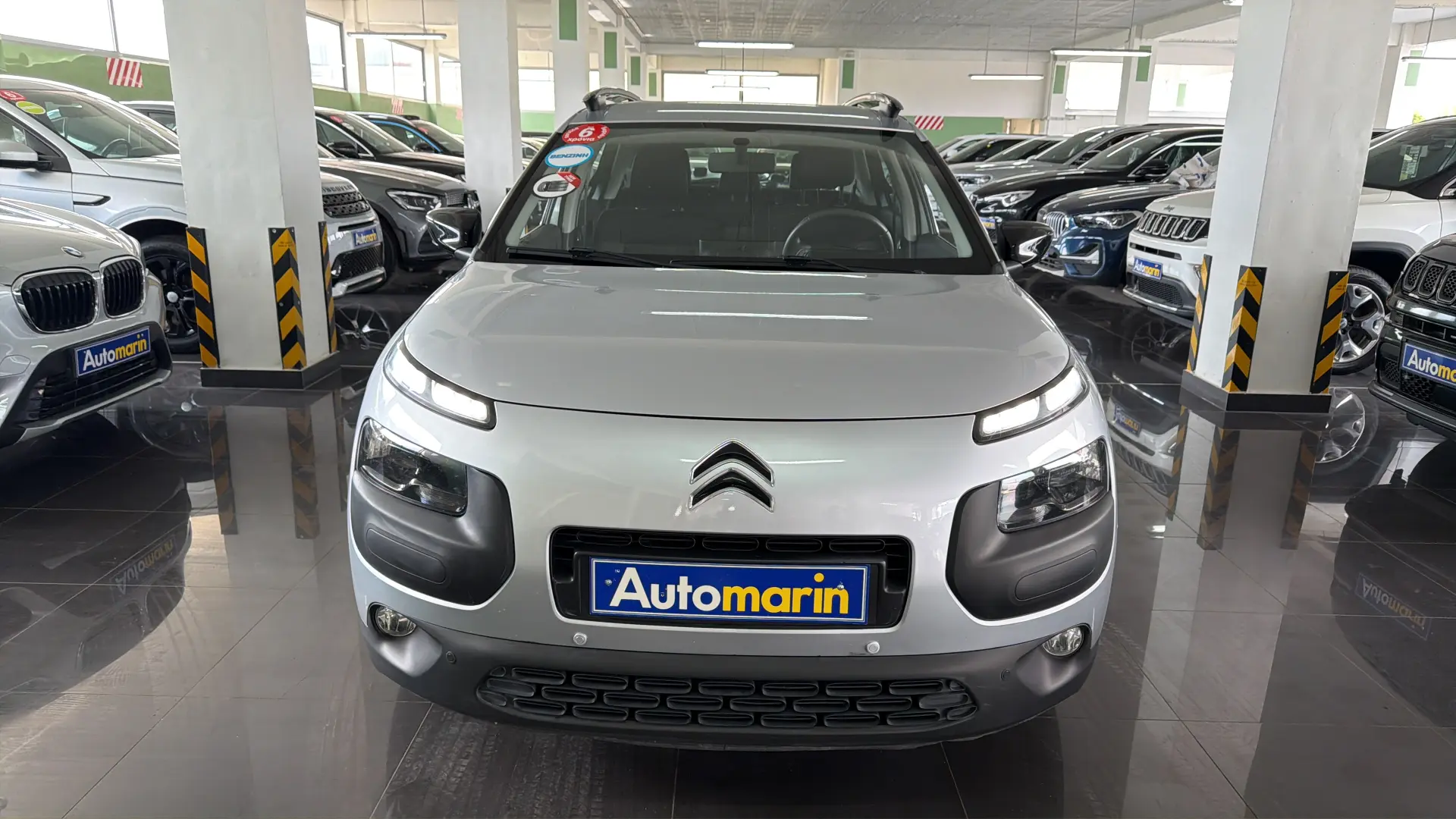 View 2 - Citroen C4 Cactus - 2015