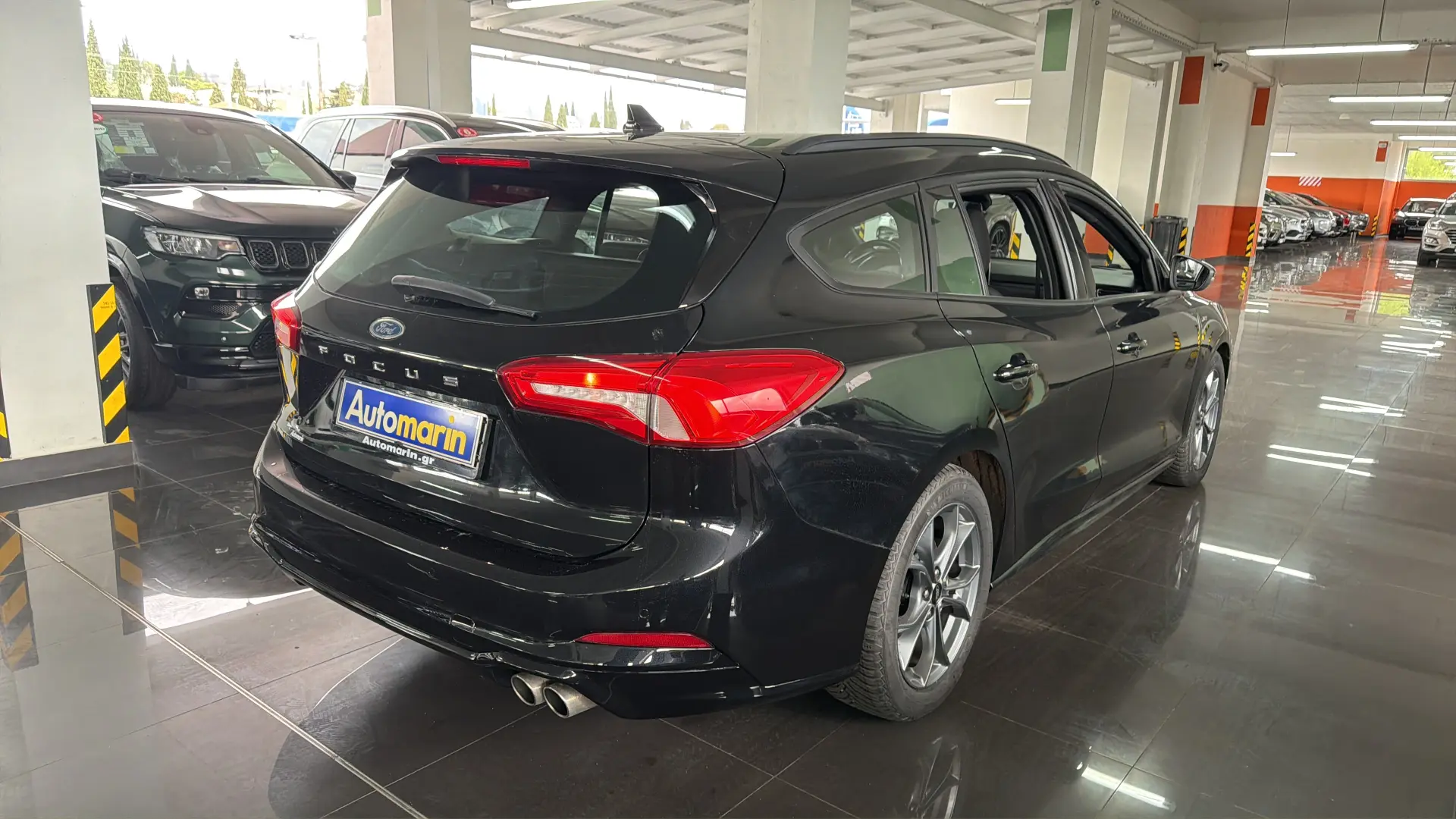 View 4 - Ford Focus - 2020