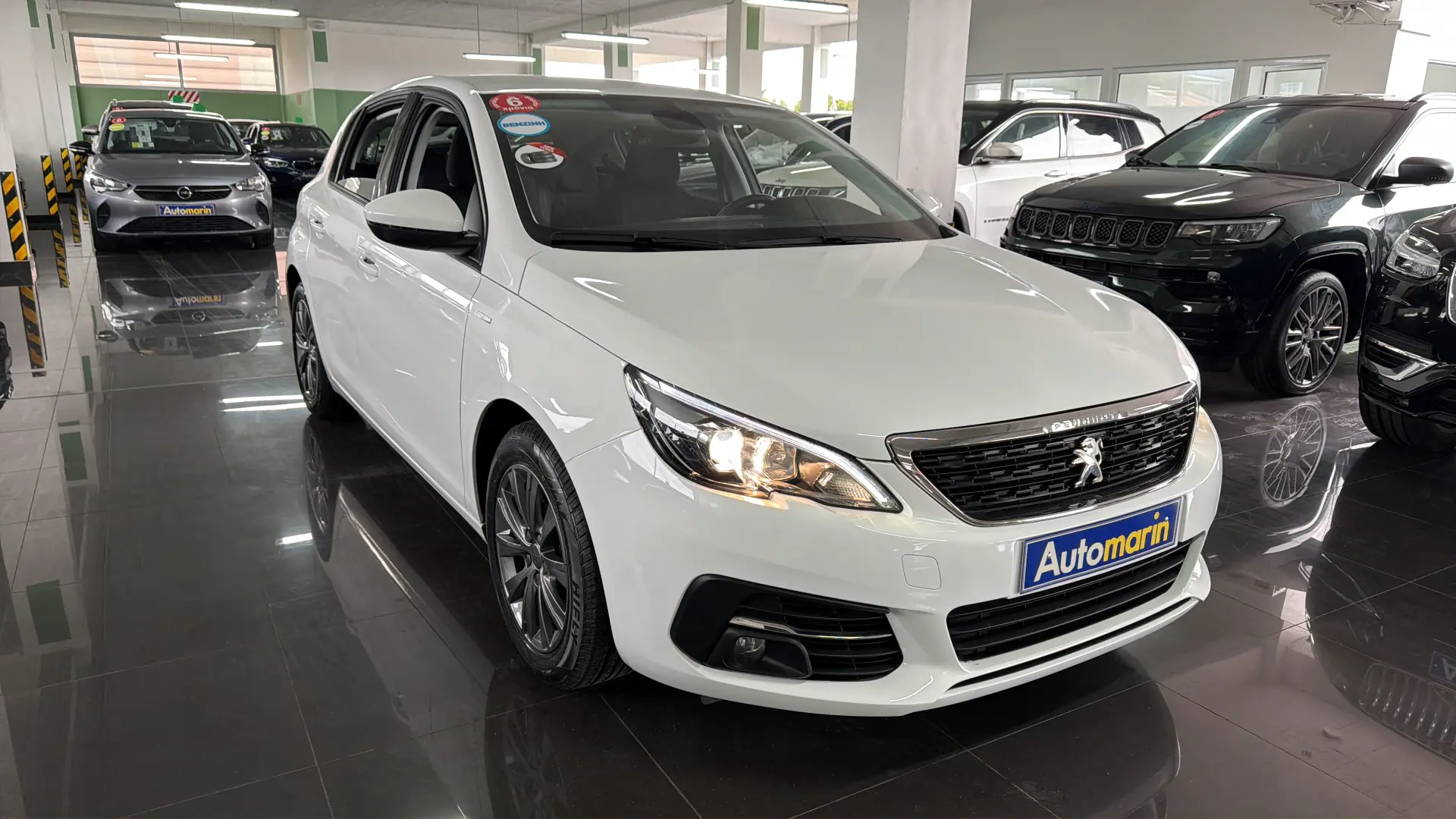 View 3 - Peugeot 308 - 2019