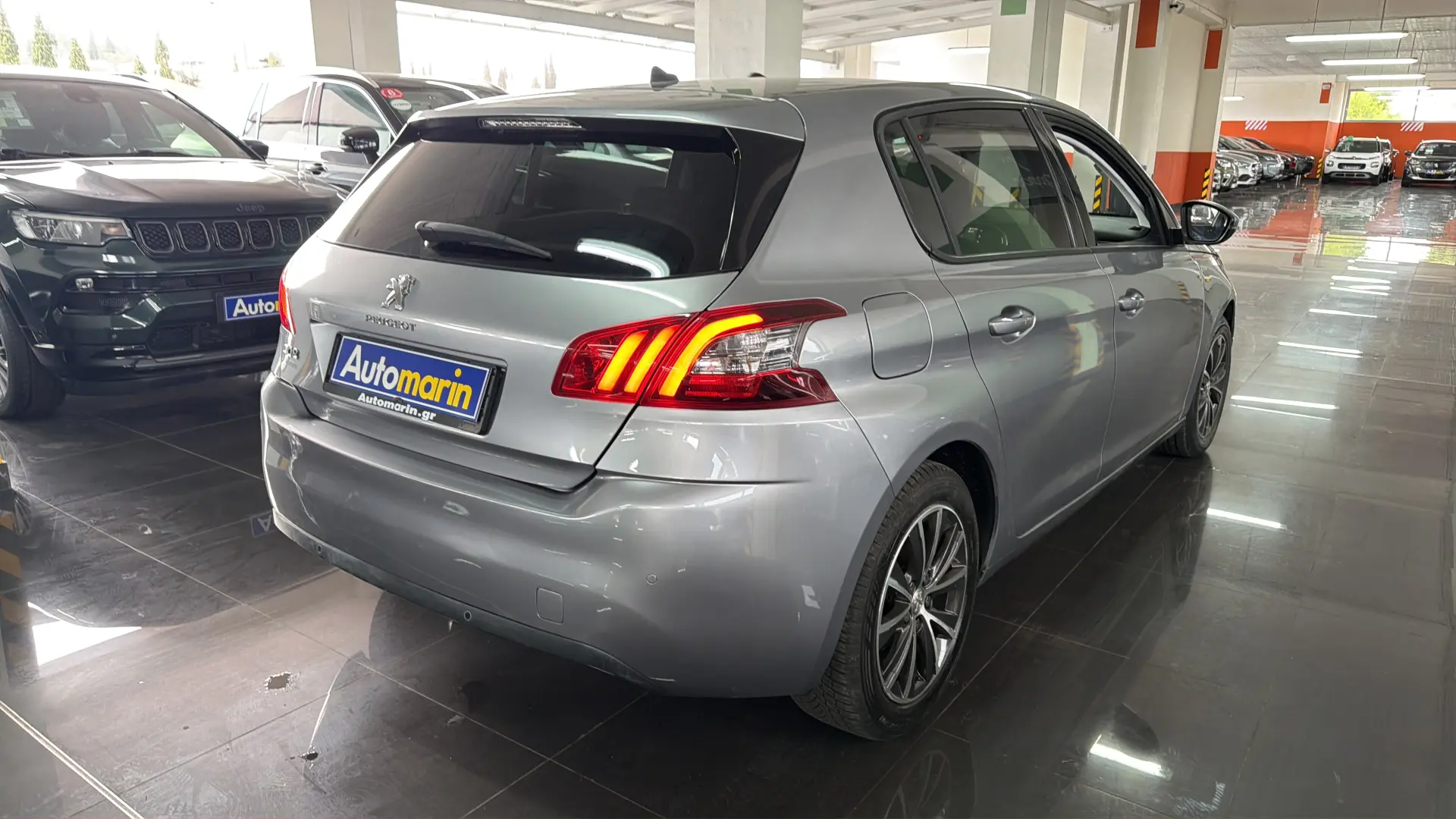 View 4 - Peugeot 308 - 2019