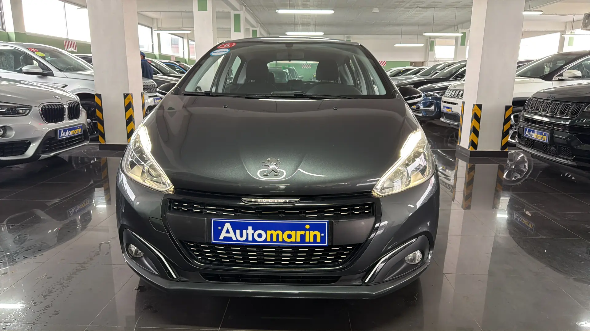 View 2 - Peugeot 208 - 2017
