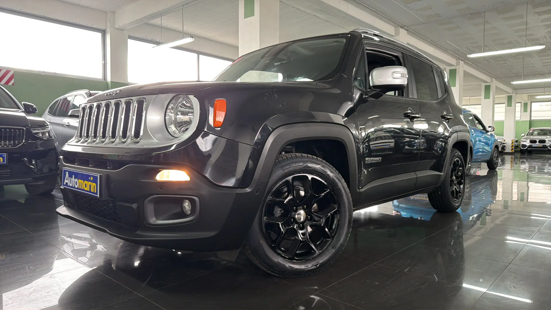 View 1 - Jeep Renegade - 2017