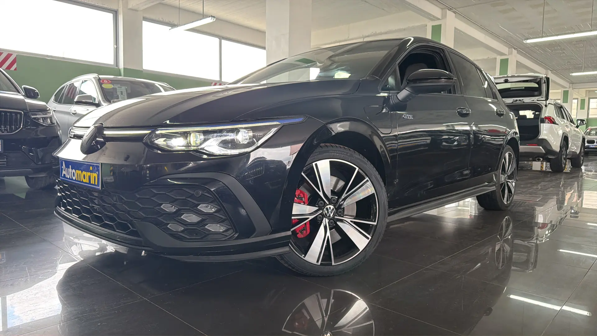 View 1 - Volkswagen Golf - 2021