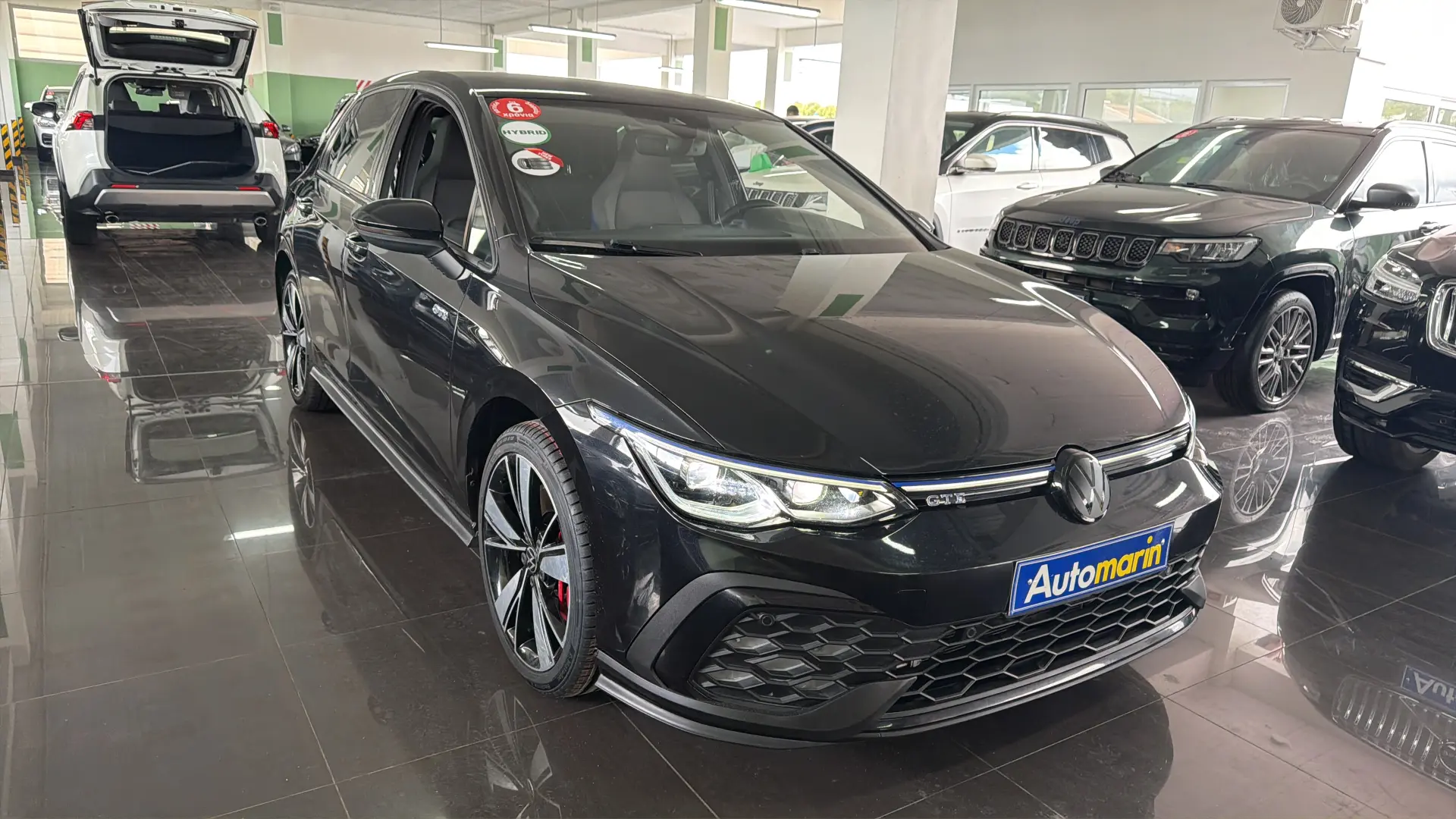 View 3 - Volkswagen Golf - 2021
