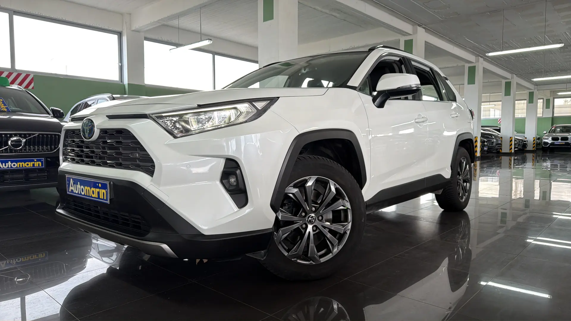 View 1 - Toyota RAV 4 - 2022