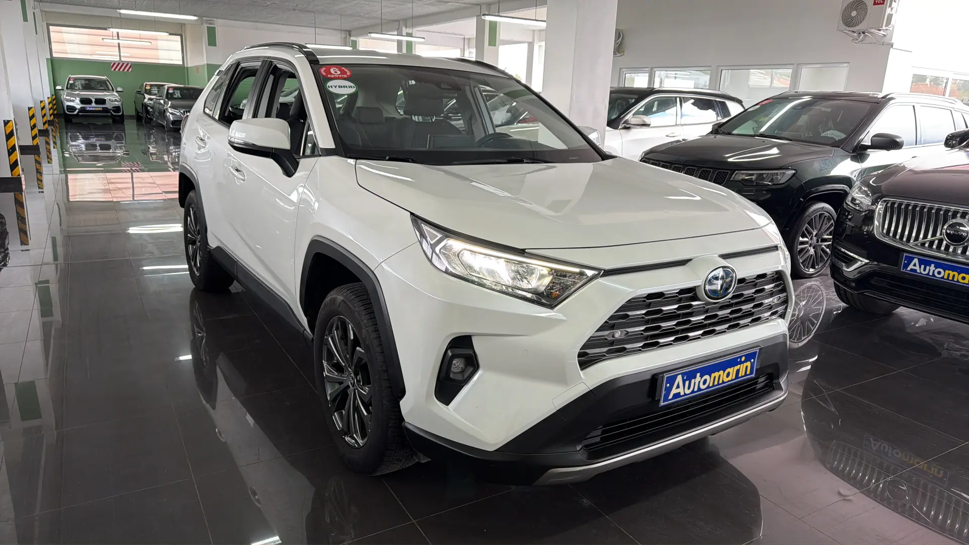 View 3 - Toyota RAV 4 - 2022