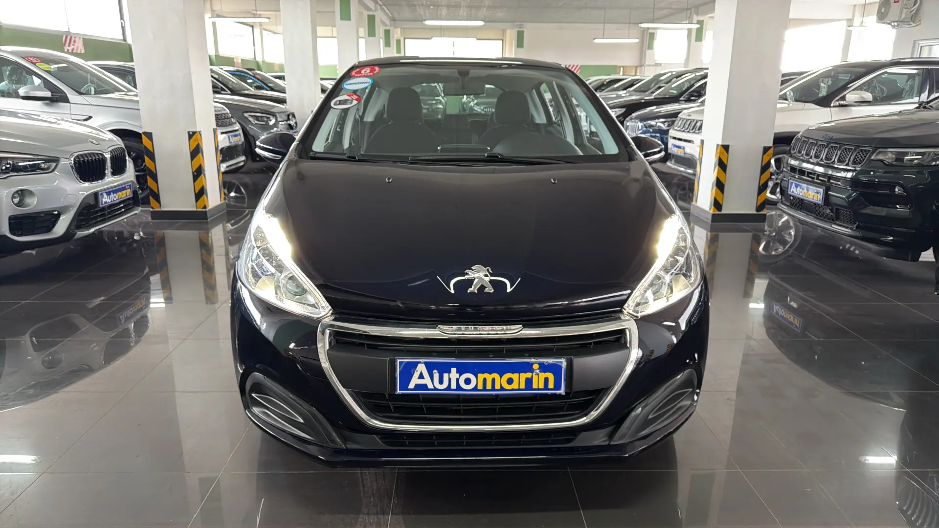 View 2 - Peugeot 208 - 2016