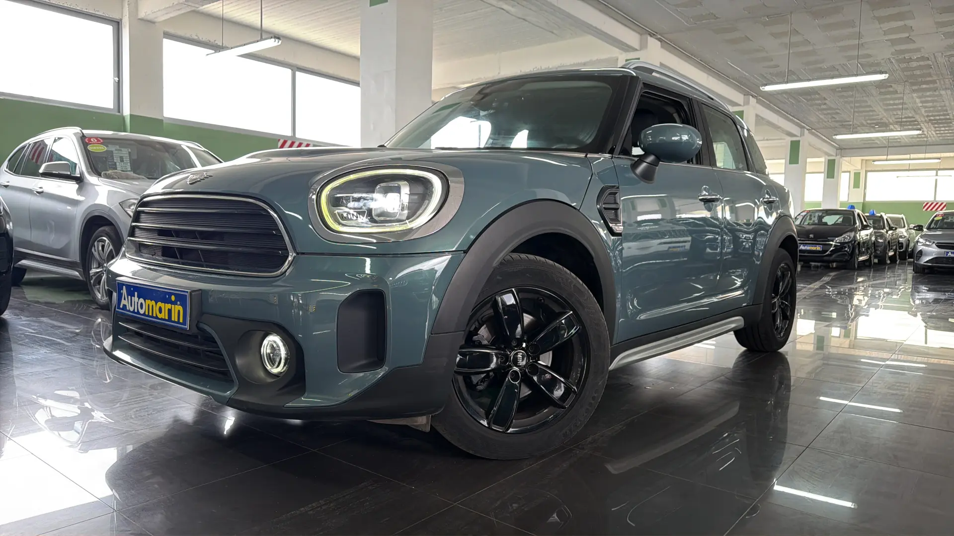 View 1 - Mini Countryman - 2022