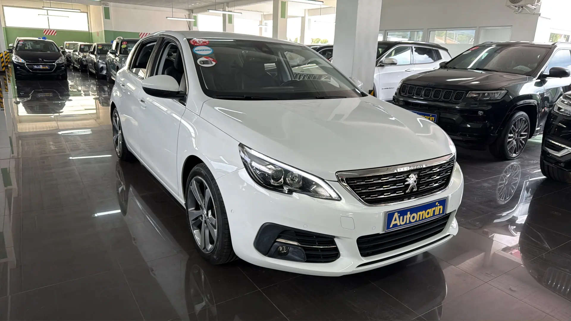 View 3 - Peugeot 308 - 2017