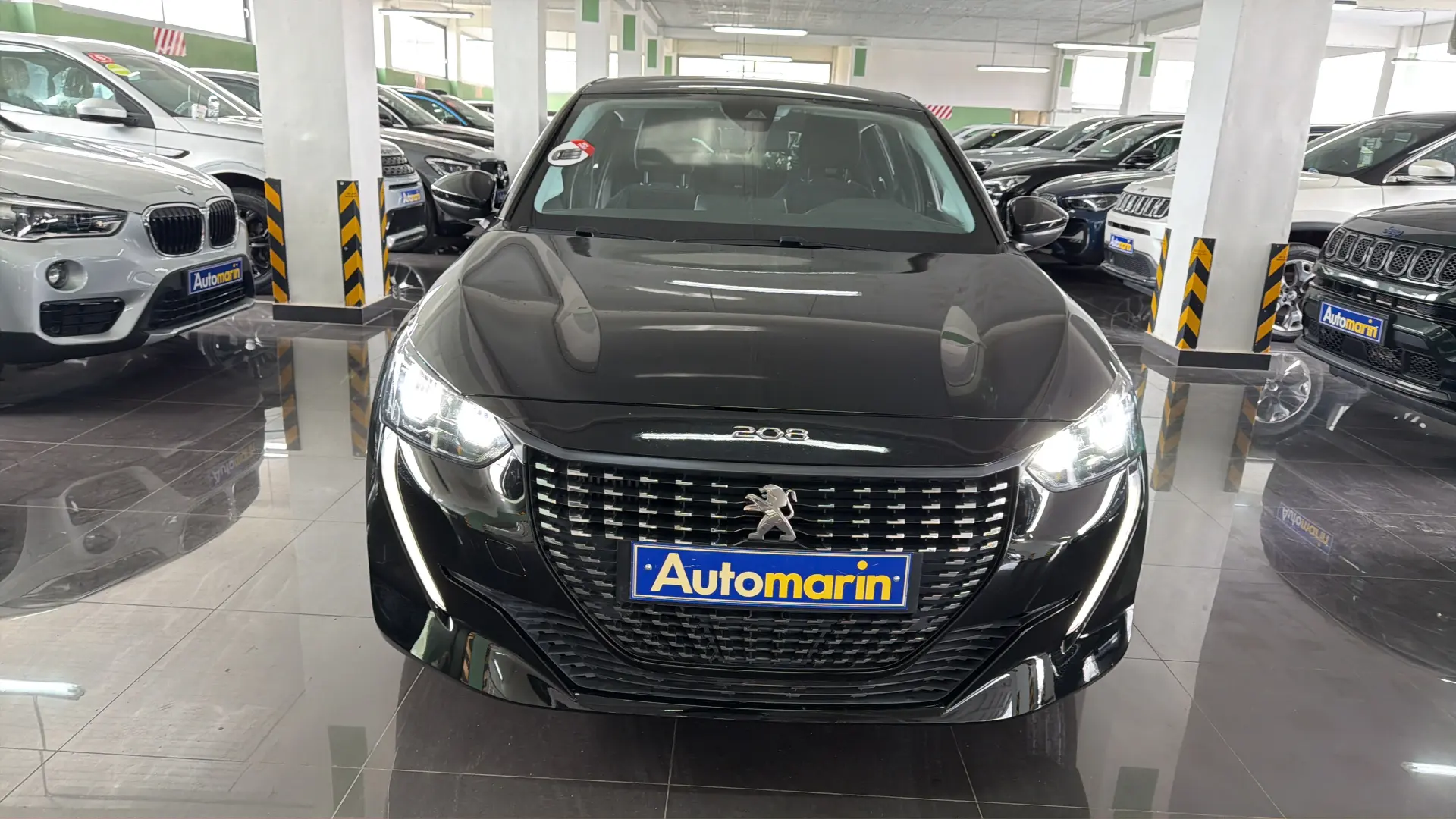 View 2 - Peugeot 208 - 2022
