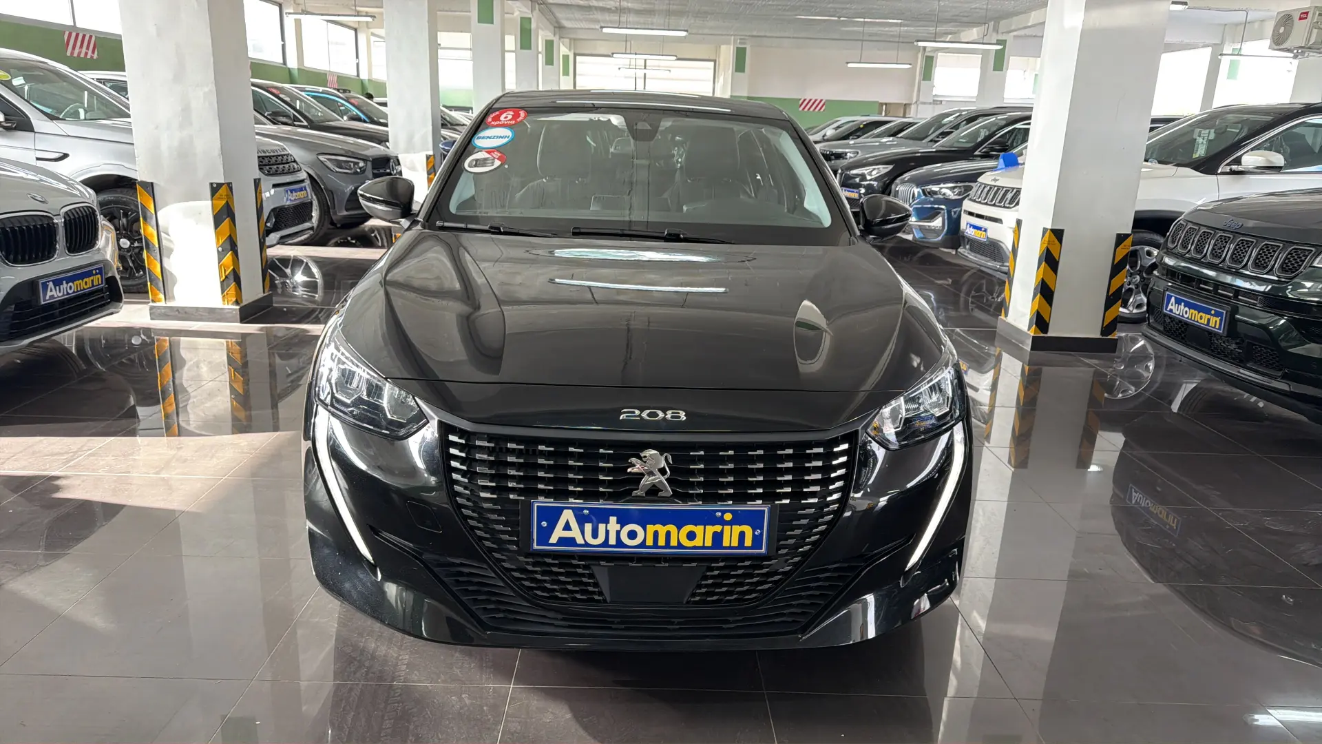 View 2 - Peugeot 208 - 2020