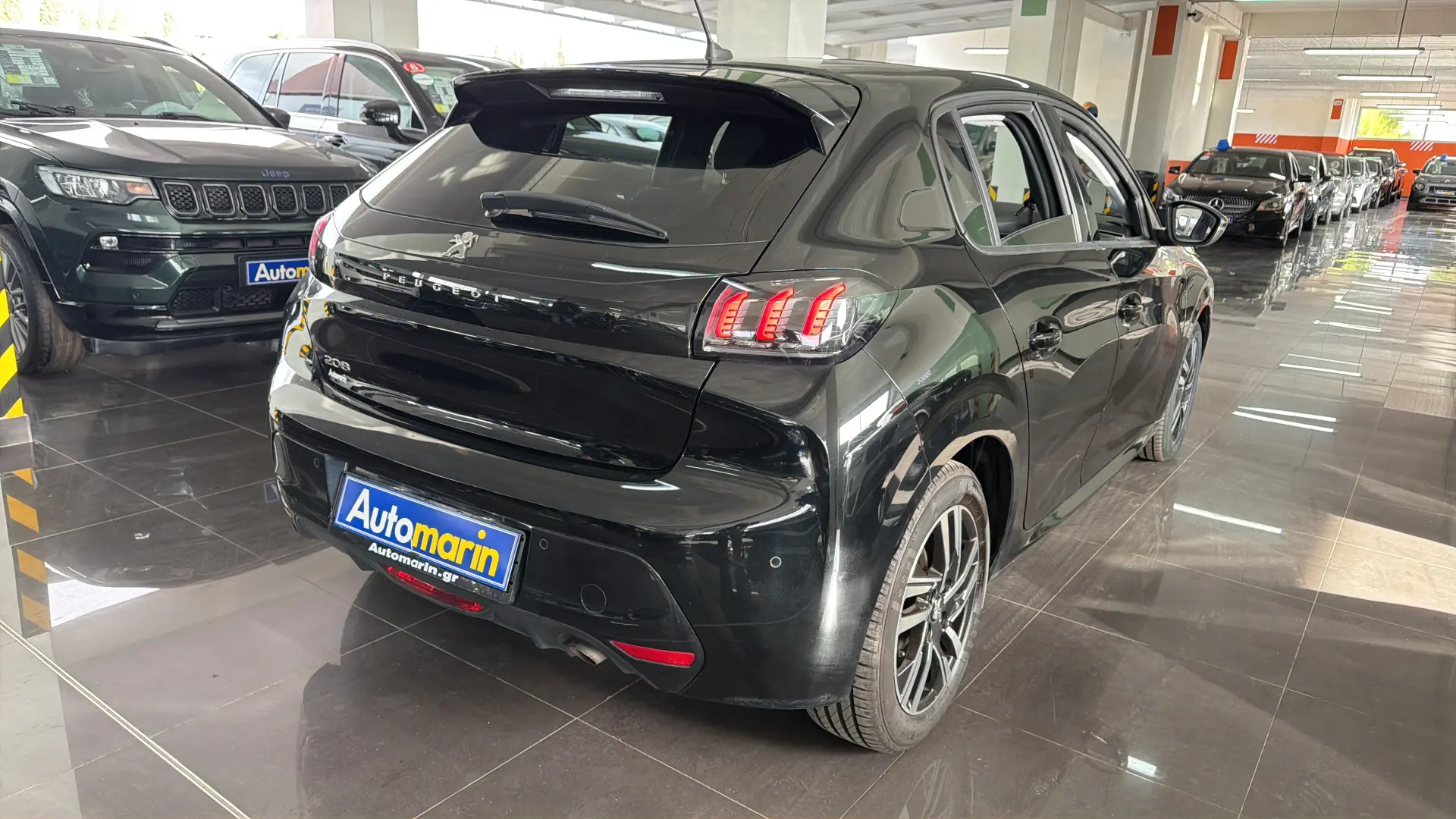 View 4 - Peugeot 208 - 2020