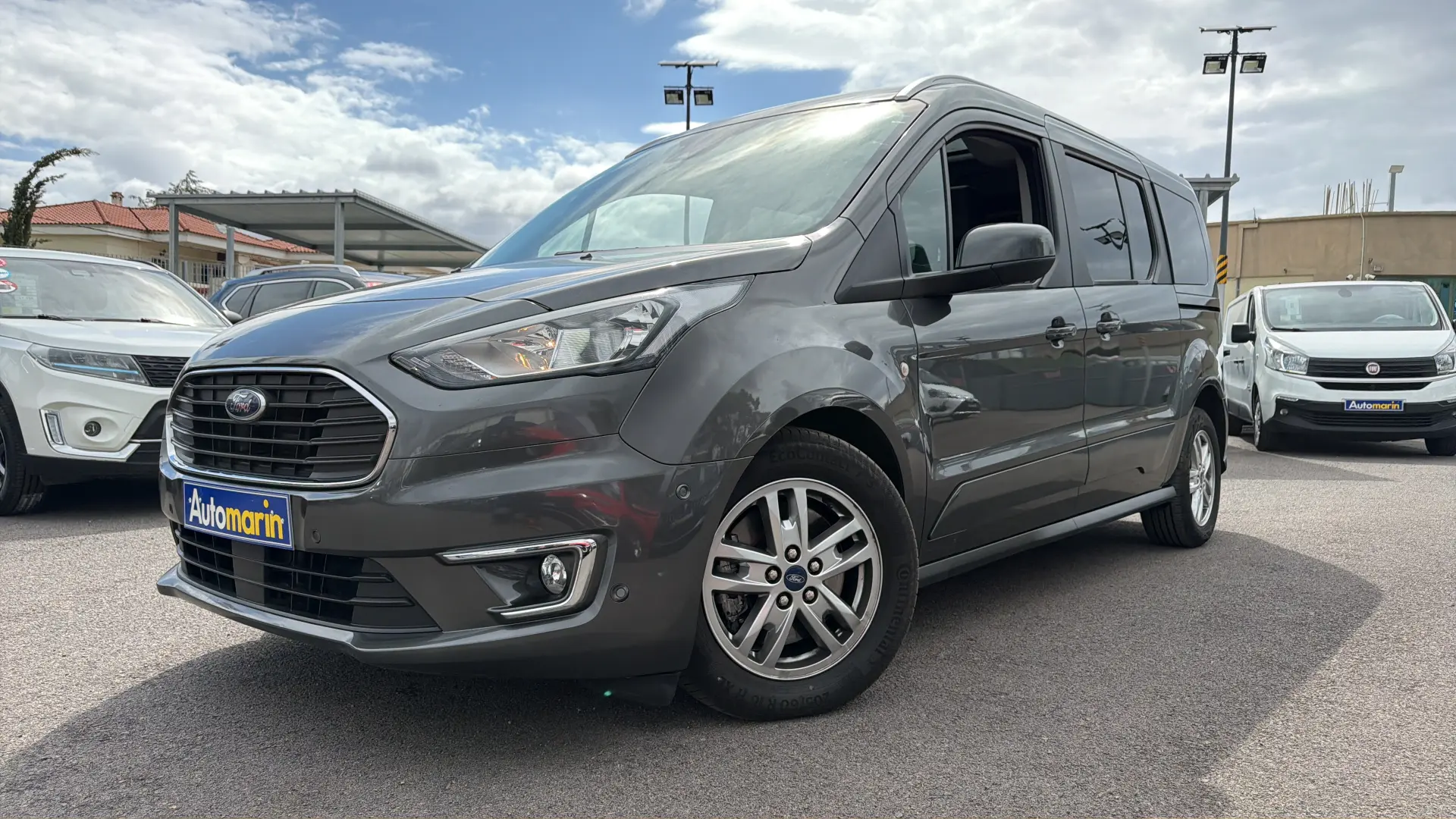 View 1 - Ford Grand Tourneo - 2020